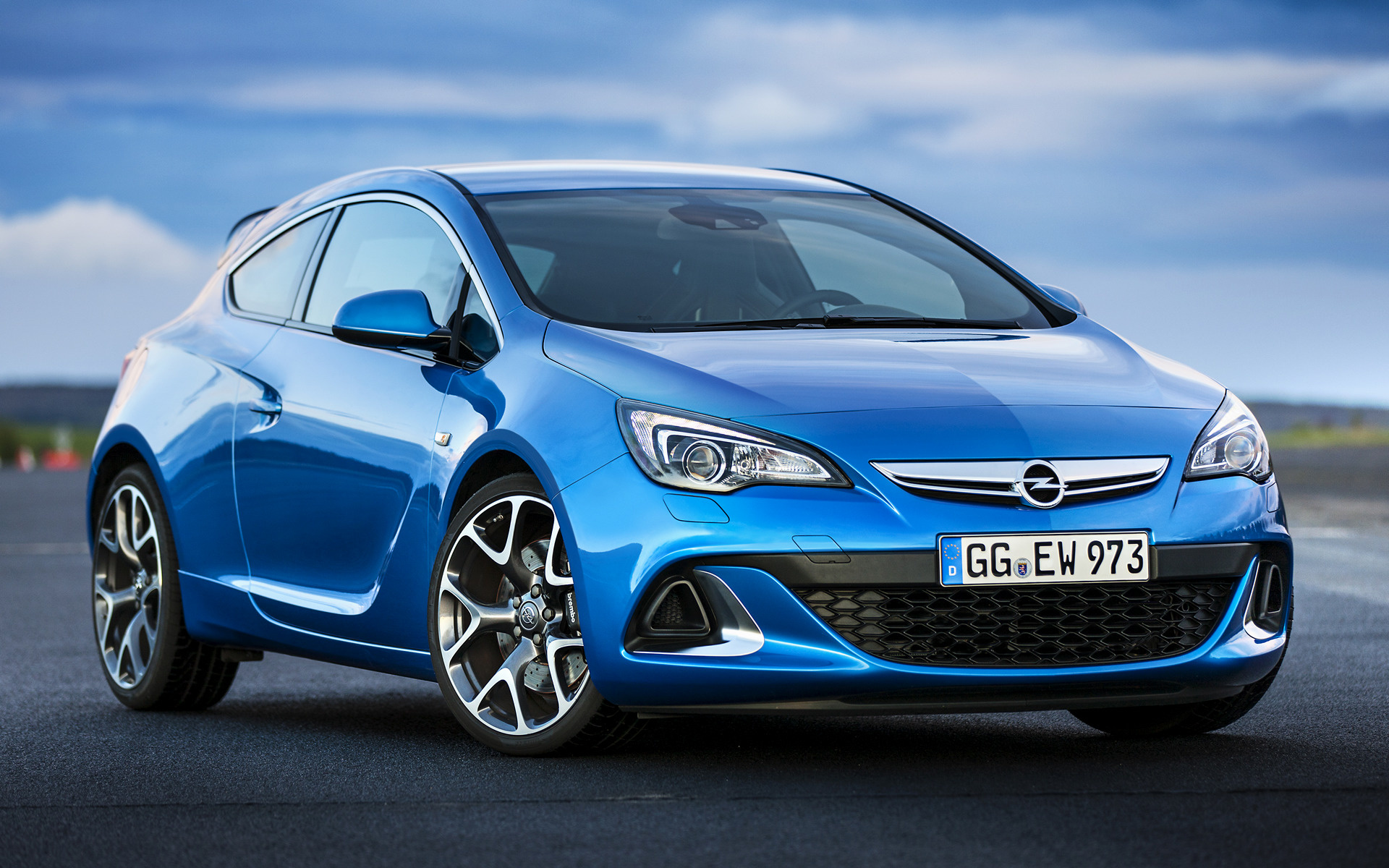 Opel расшифровка. Opel Astra OPC 2013. Opel Astra OPC 2020. Opel Astra OPC 2022. Opel Astra OPC 2021.