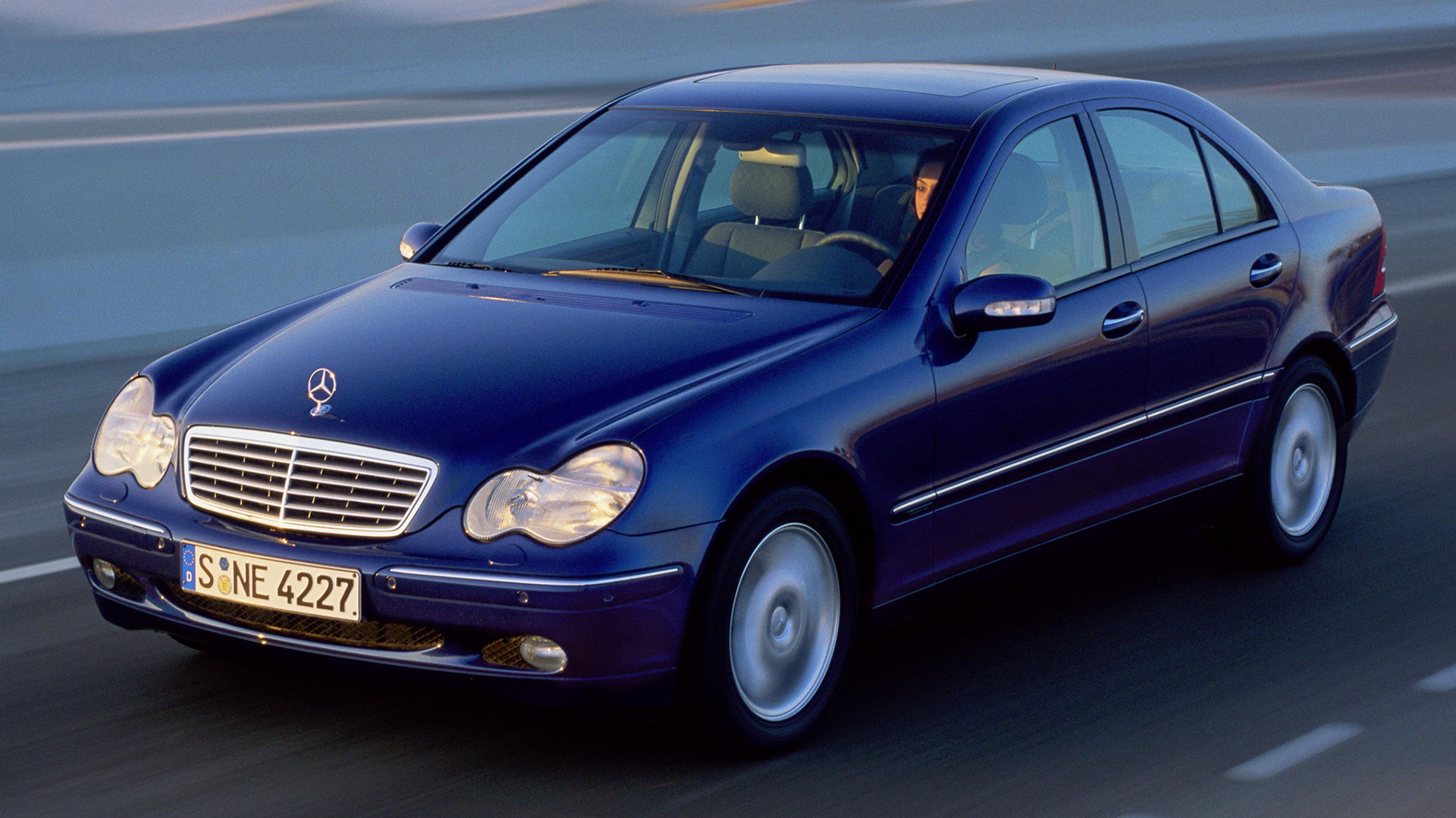 Мерседес бенц 2000 года. Mercedes-Benz w203 2000. Mercedes Benz c240. Mercedes Benz c class w203. W203 Mercedes.