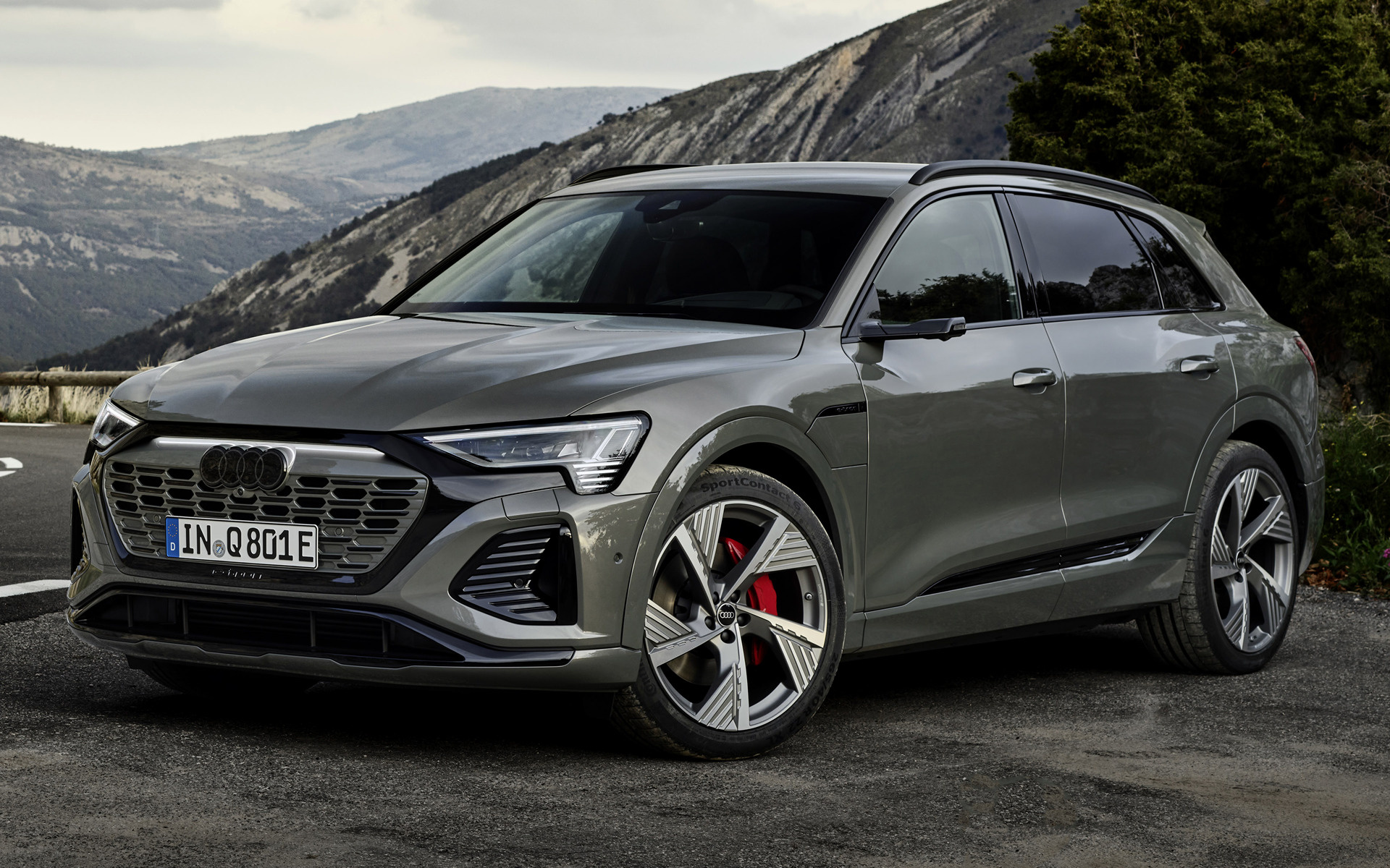 2022 Audi Q8 E-Tron - Wallpapers and HD Images | Car Pixel