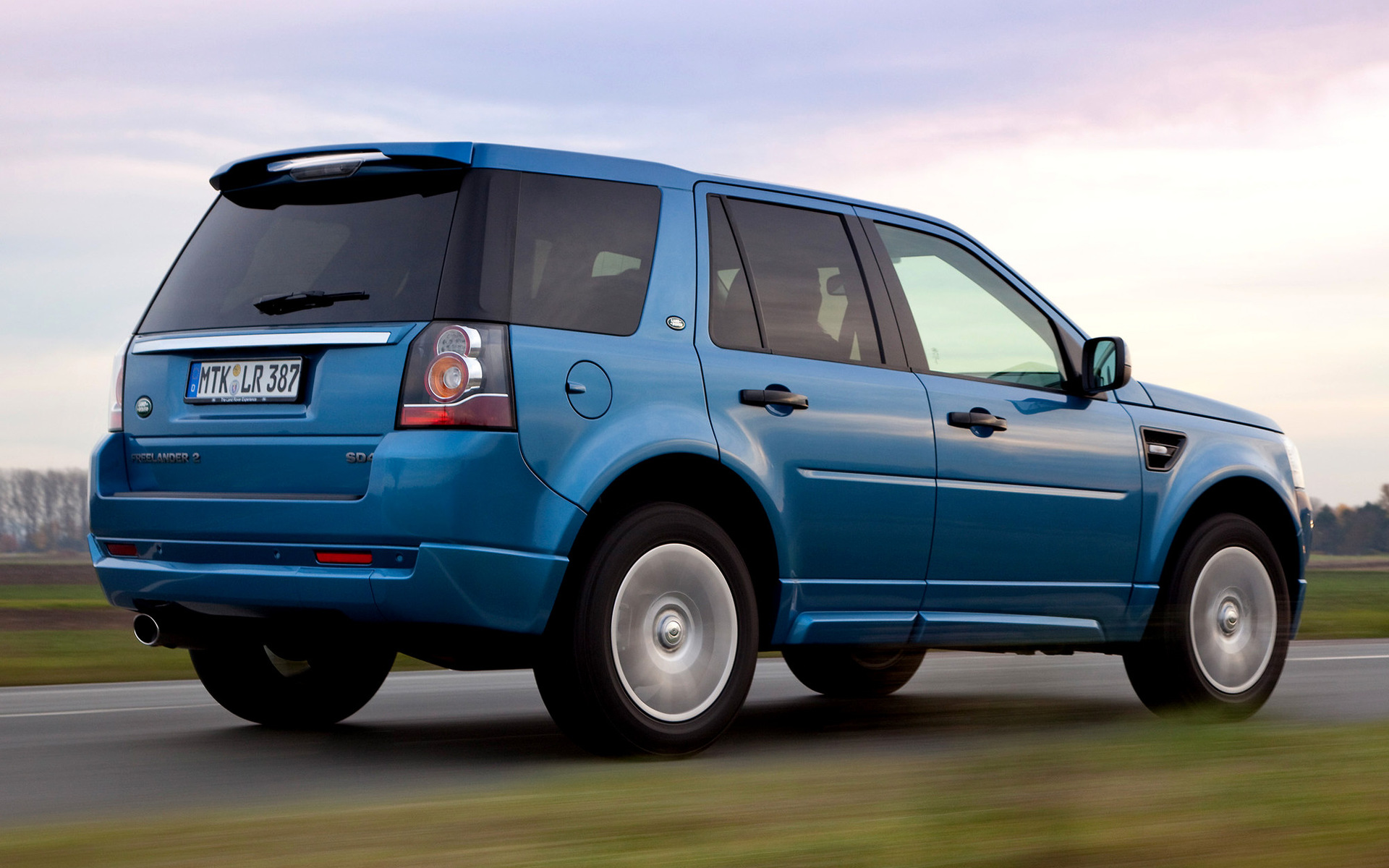 Ровер 2 2 дизель. Land Rover Freelander 2. Ленд Ровер Фрилендер 2 2.2 дизель. Land Rover Freelander 2 дизель. Ленд Ровер Фрилендер 2012.