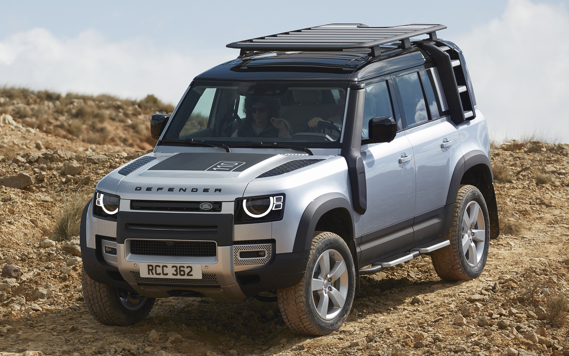 2020 Land Rover Defender 110 Explorer Pack - Wallpapers and HD Images