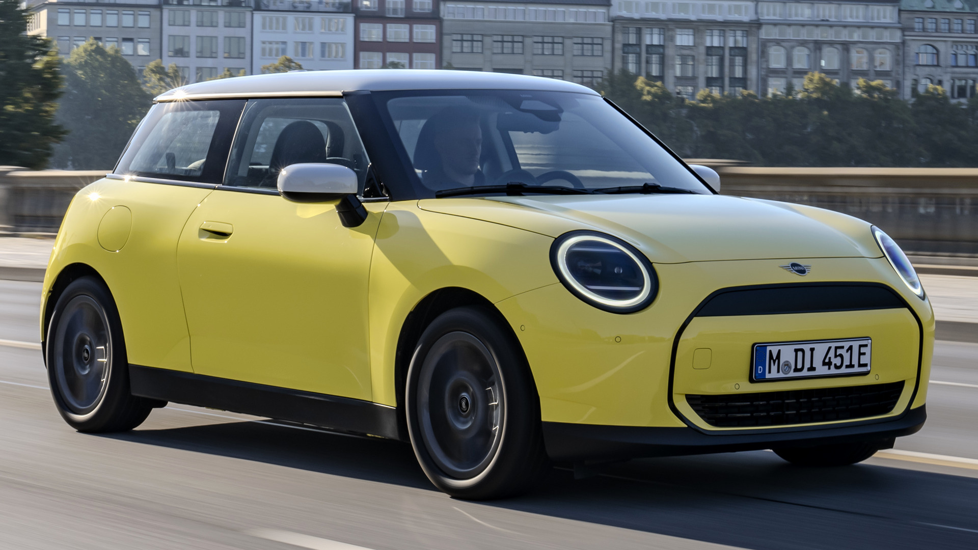 2024 Mini Cooper E [3-door] - Wallpapers and HD Images | Car Pixel