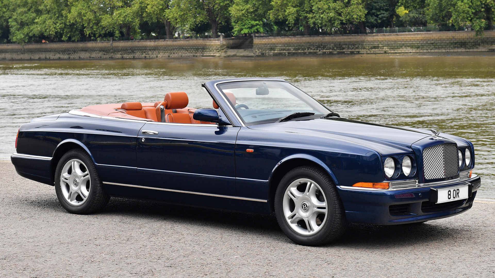 Vintage Elegance: 1995 Bentley Azure