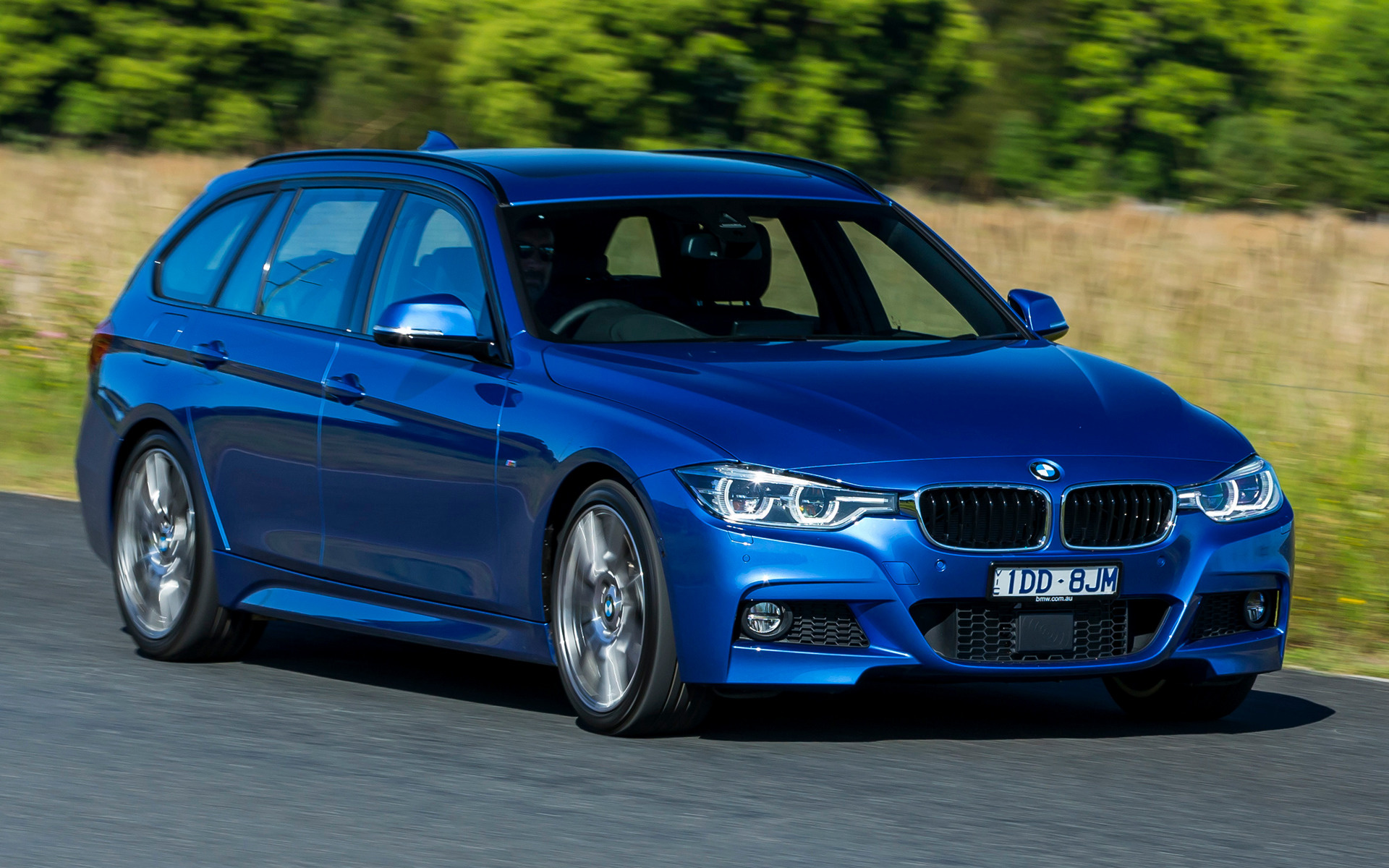 2015 BMW 3 Series Touring M Sport - Wallpapers and HD Images | Car Pixel