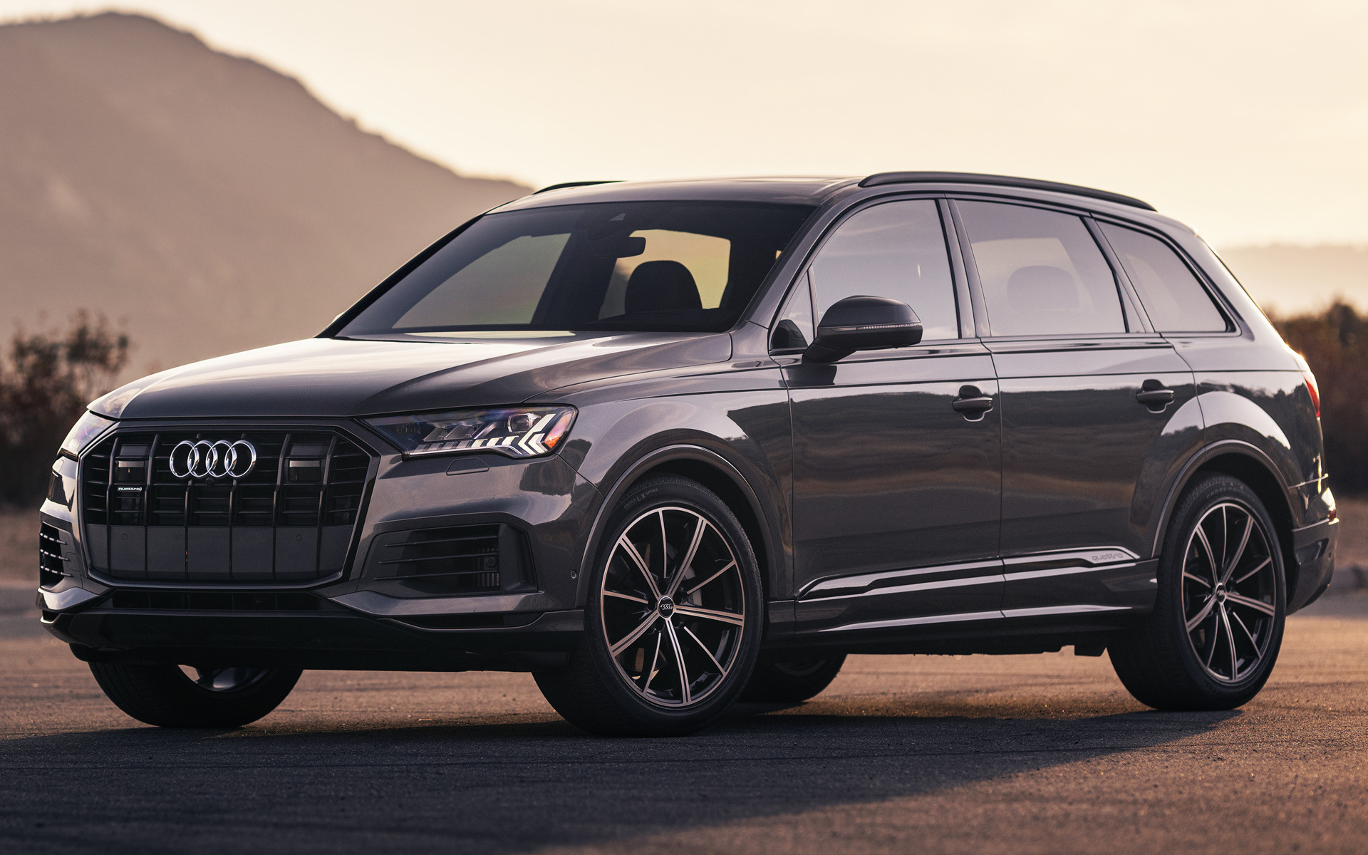 Audi Q7 2022 Black