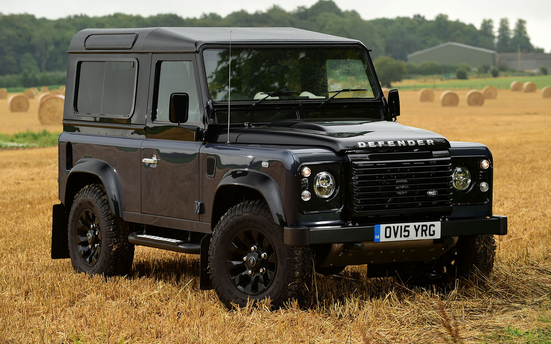 Lr defender