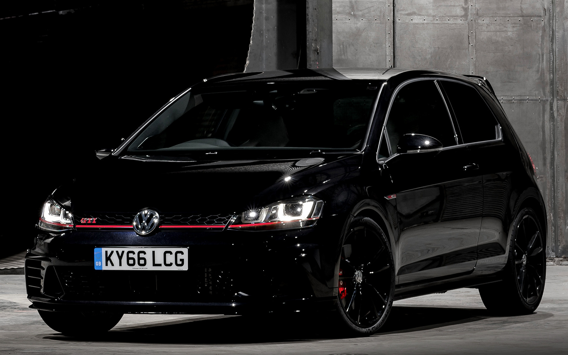 2016 Volkswagen Golf GTI Clubsport Edition 40 3-door (UK) - Wallpapers