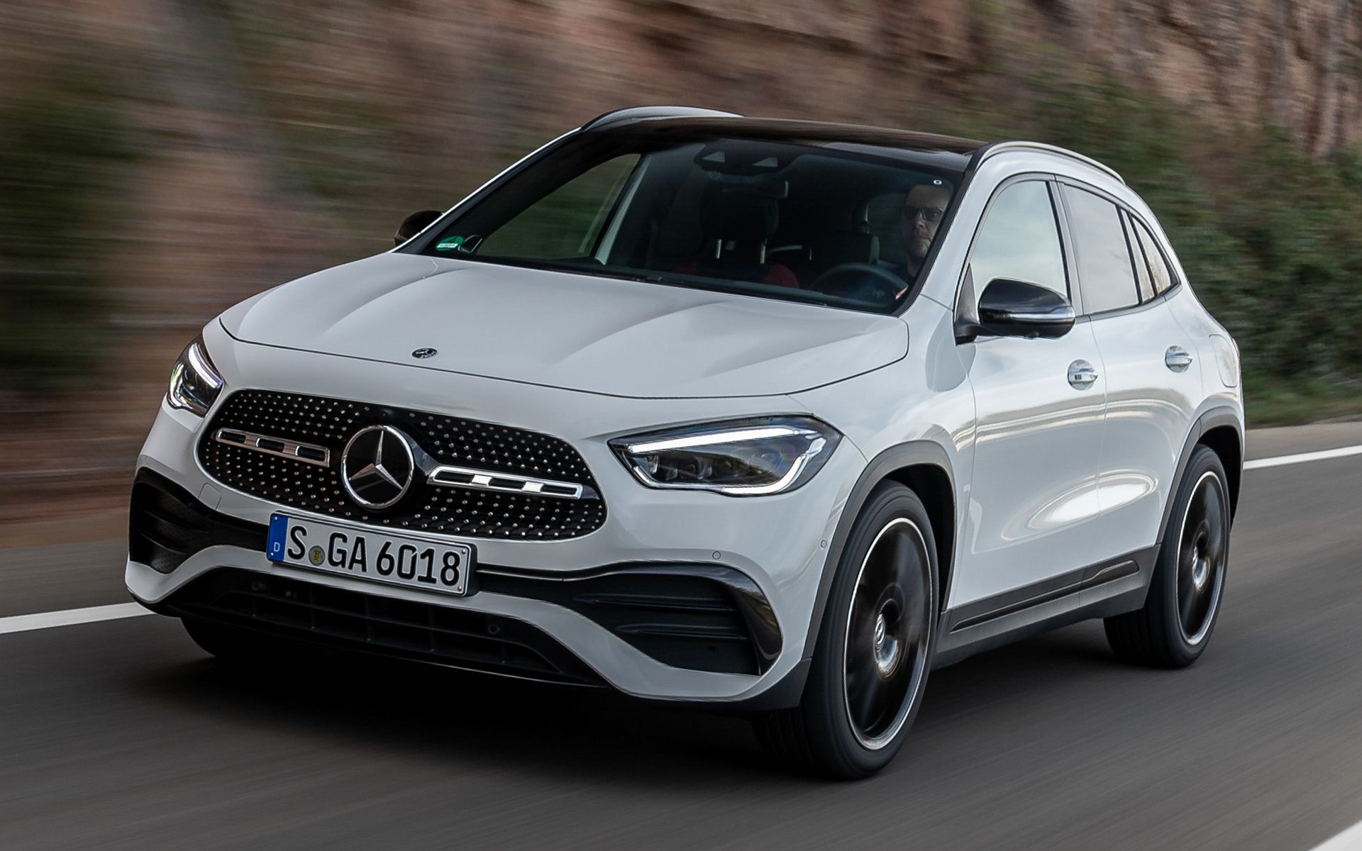 Mercedes Benz Gla Class Amg Line Wallpapers And Hd Images Car Pixel