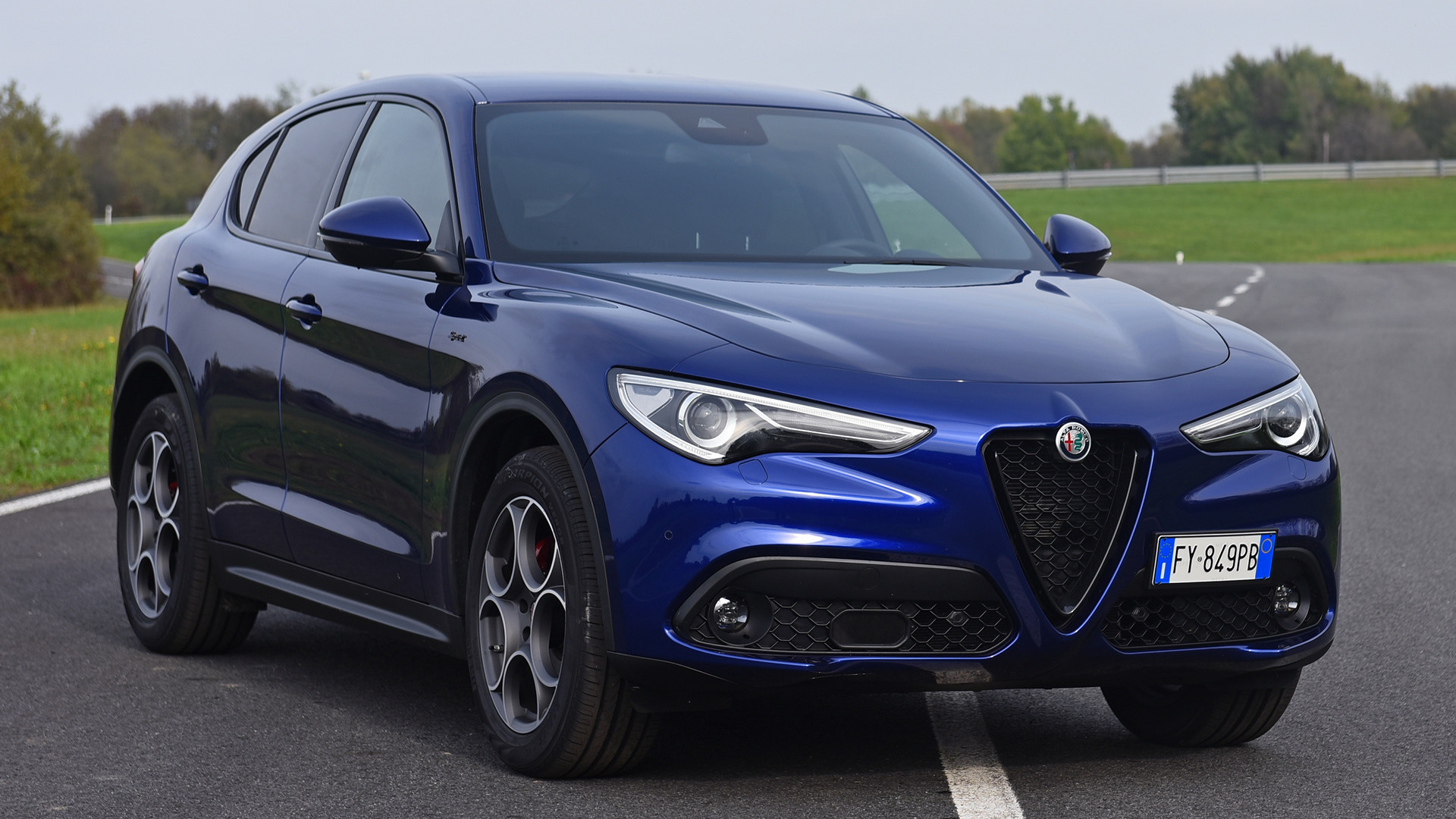 alfa romeo stelvio sprint wallpaper hd 96553