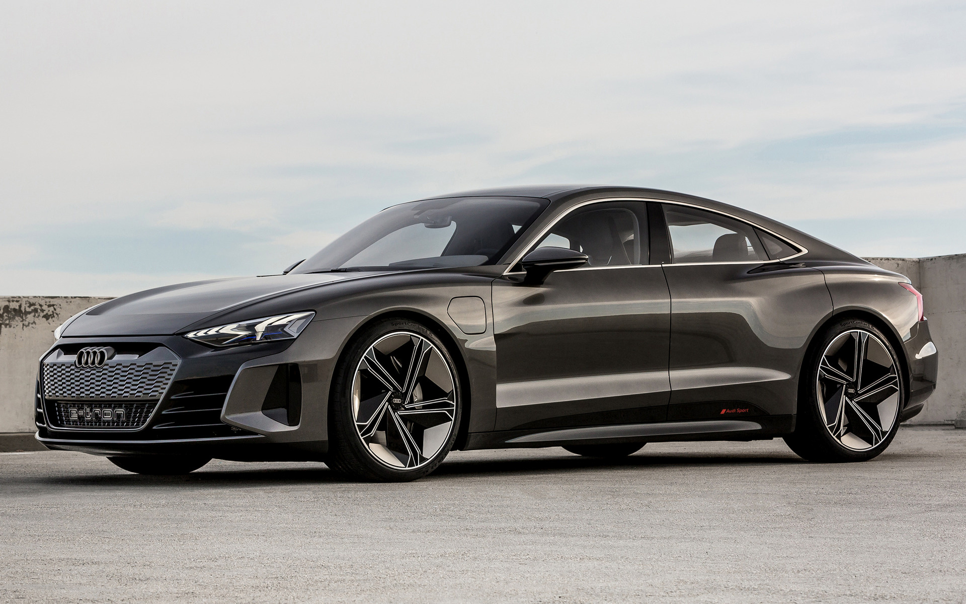 The Future Of Luxury Driving: The 2018 Audi E Tron GT Concept