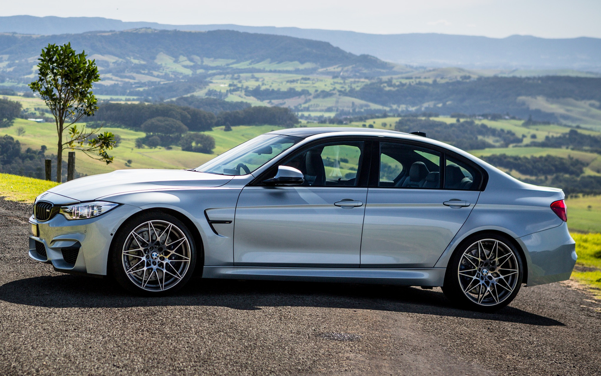 BMW m3 f80 лес дорога без смс