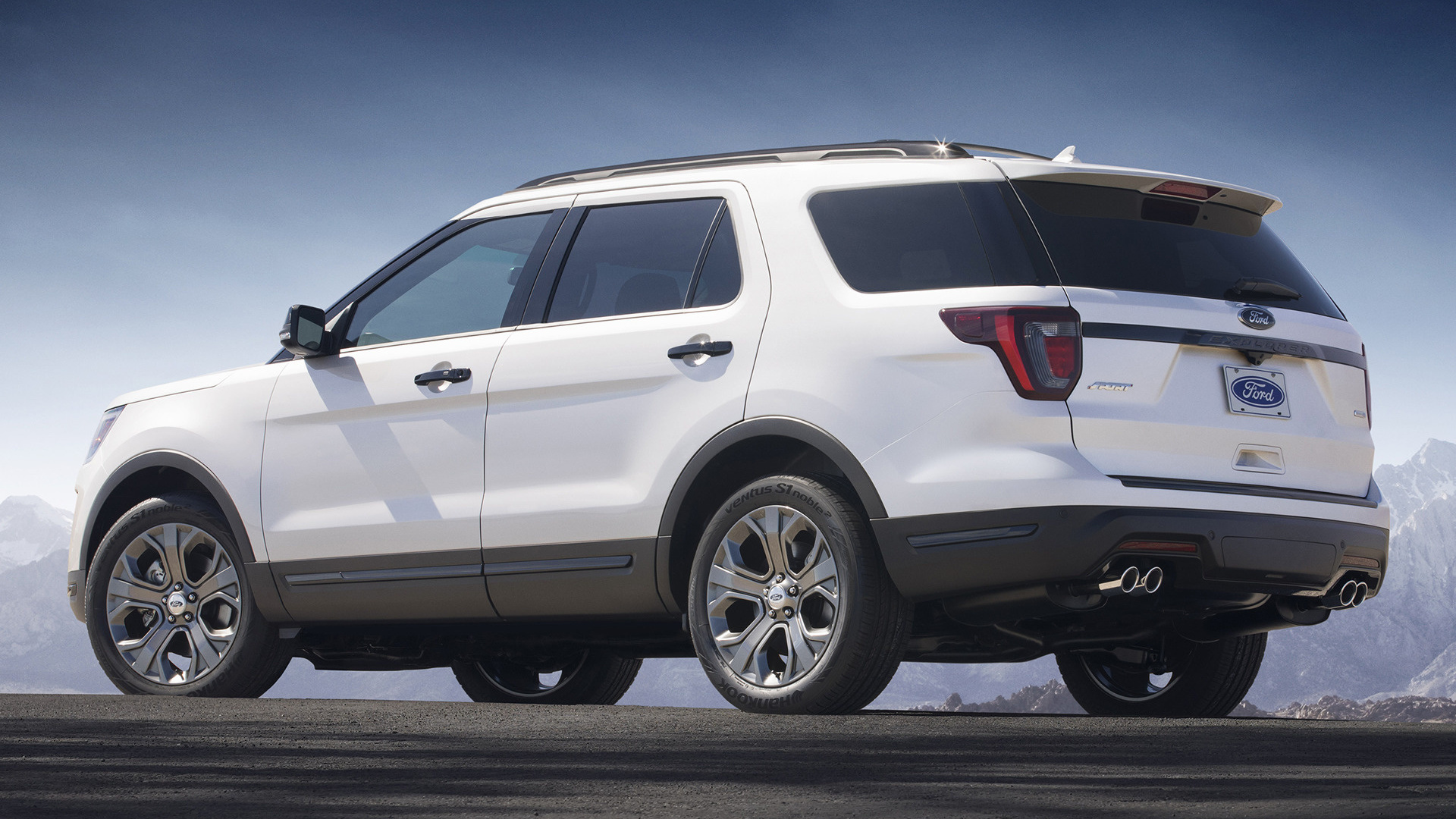 2018 Ford Explorer Sport Wallpapers And Hd Images Car Pixel