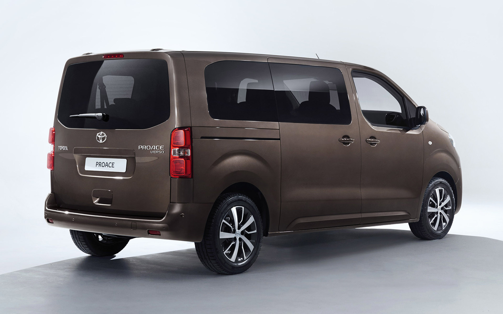Toyota ProAce Verso (2016) Wallpapers and HD Images - Car Pixel