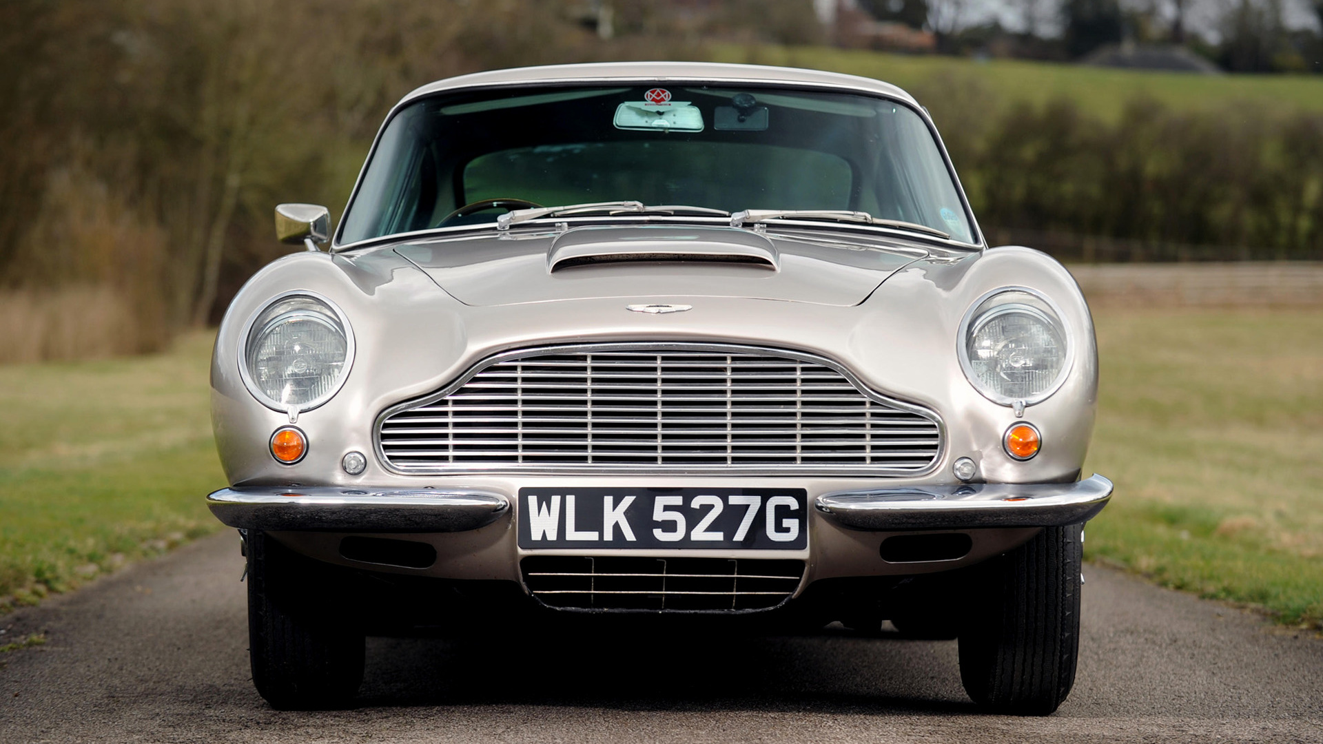 The Timeless Classic: 1965 Aston Martin DB6