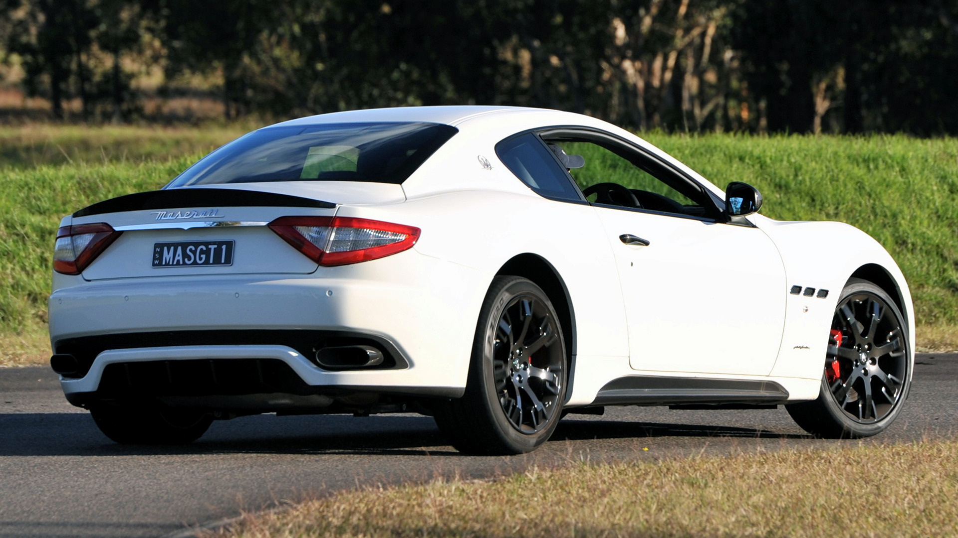 2009 Maserati GranTurismo S MC Sport Line