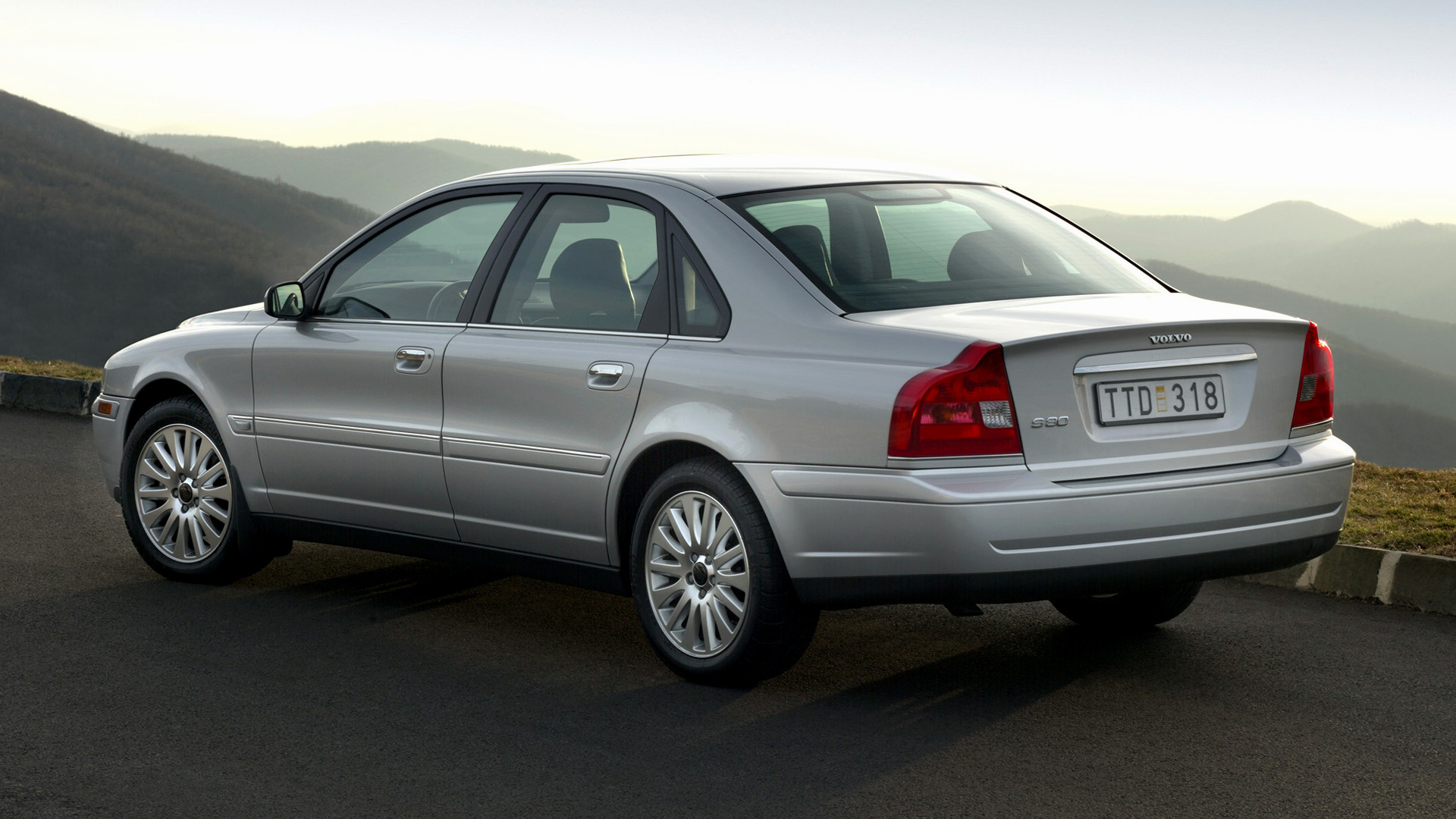 2003 Volvo S80