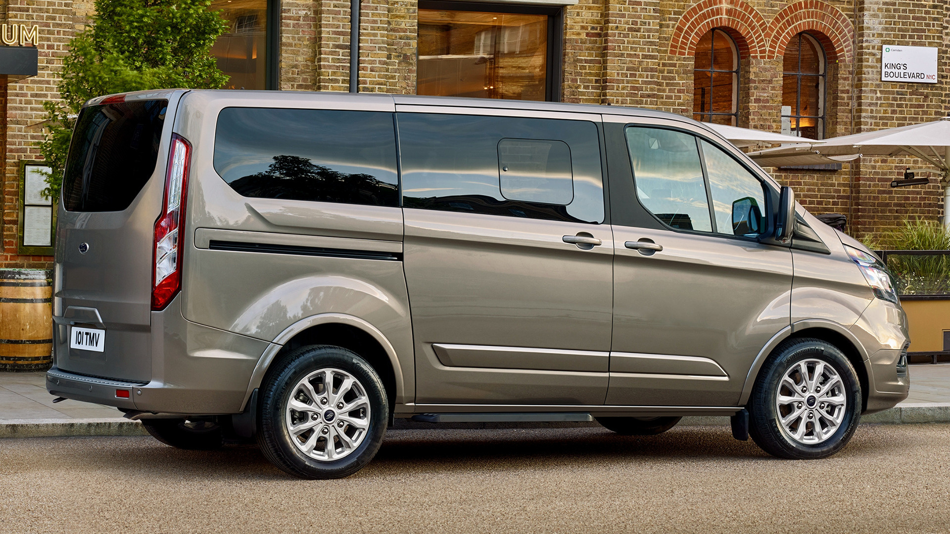 Ford tourneo custom купить