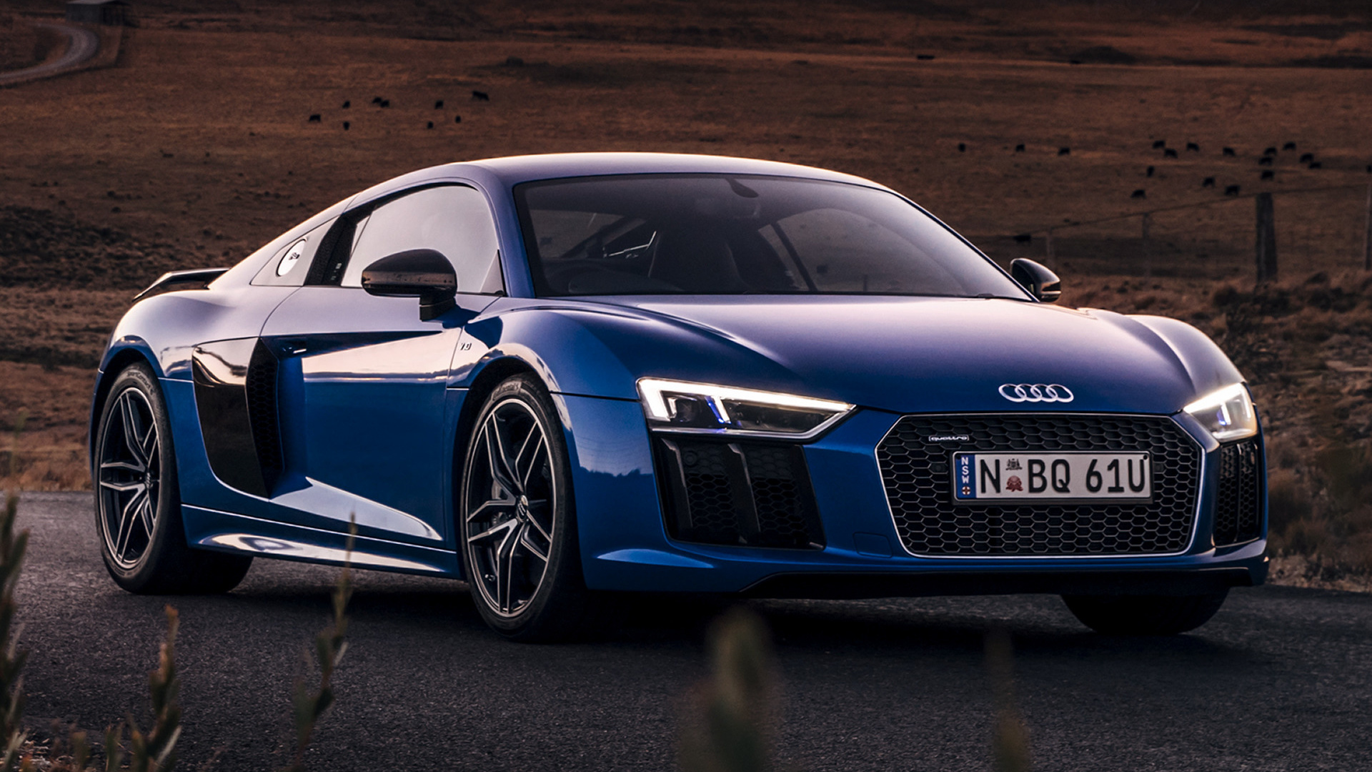 audi r8 v10 ราคา specs