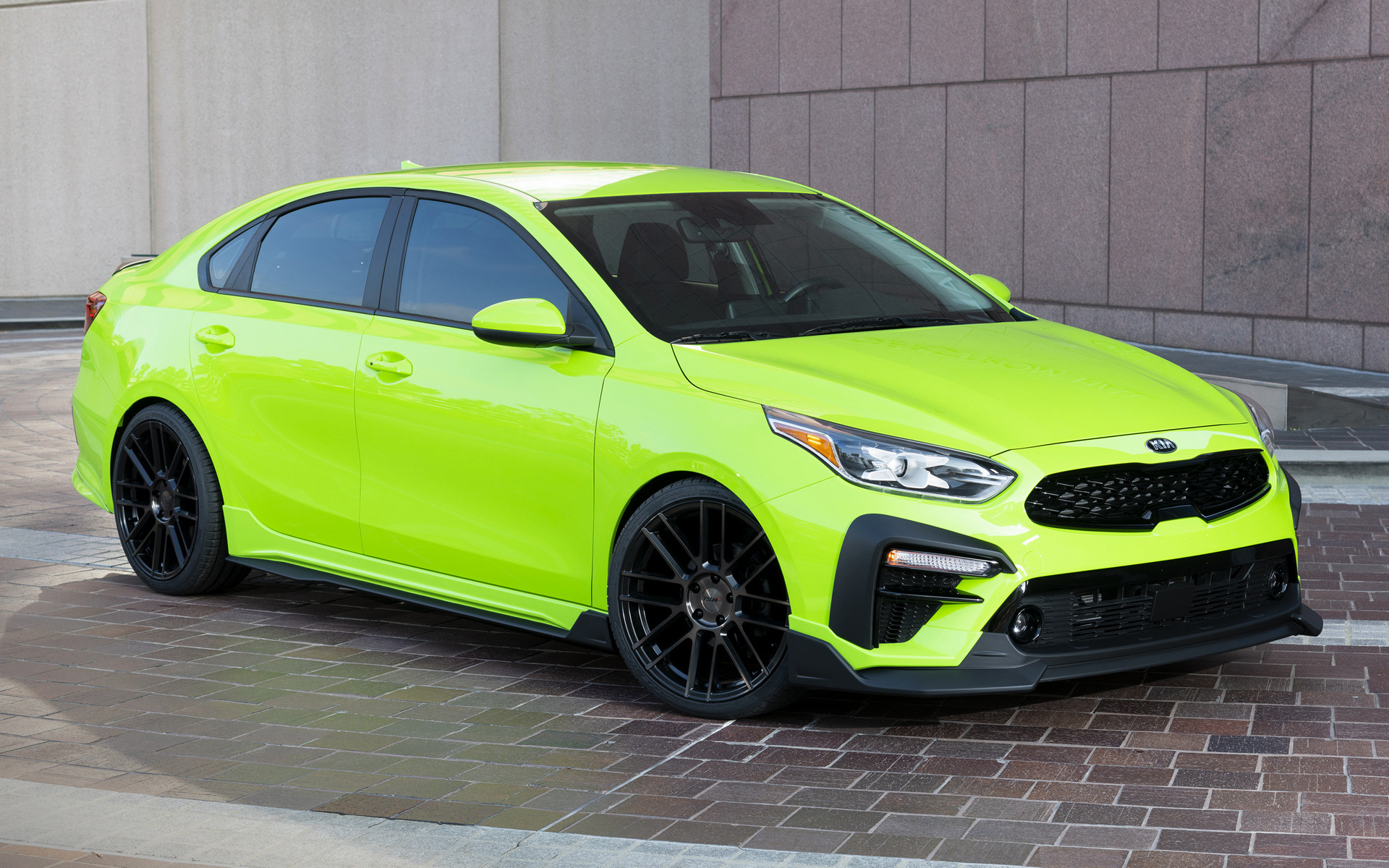 Тюнингованный киа. Kia Forte 2019 Green. Kia Forte 2019 Tuning. Kia Forte 2018 обвесы. Kia Forte 2018.