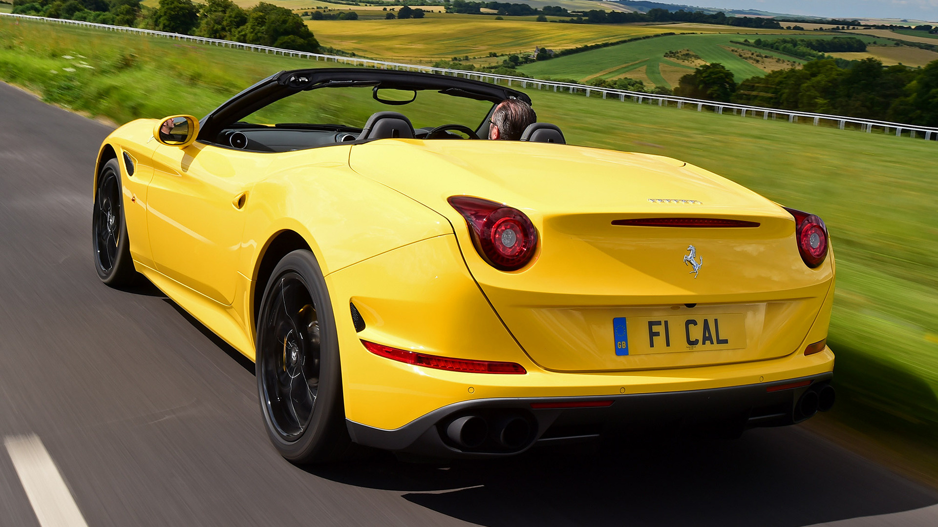 2016 Ferrari California T HS