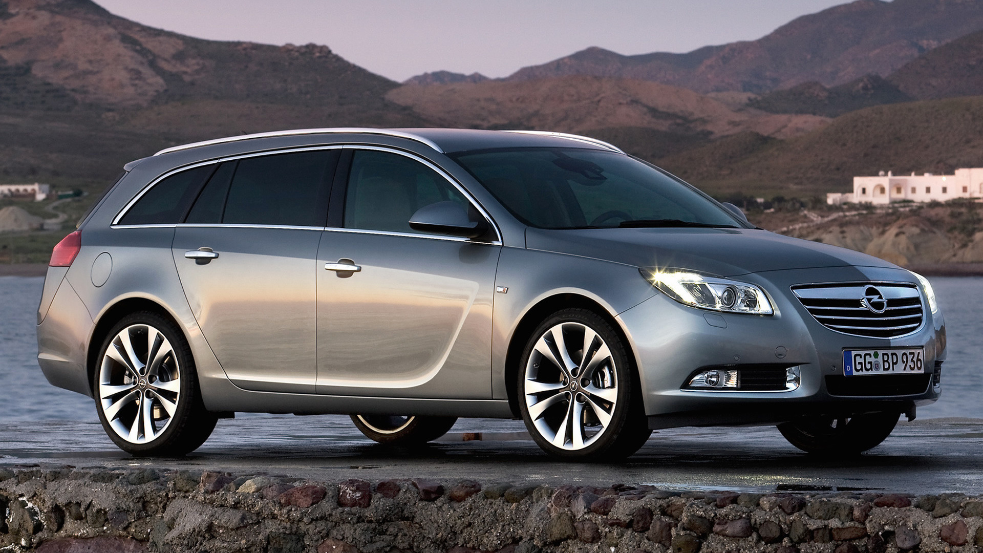 Опель универсал 2011. Opel Insignia 2012 универсал. Opel Insignia 2011 универсал. Opel Insignia Sports Tourer. Insignia Sports Tourer.