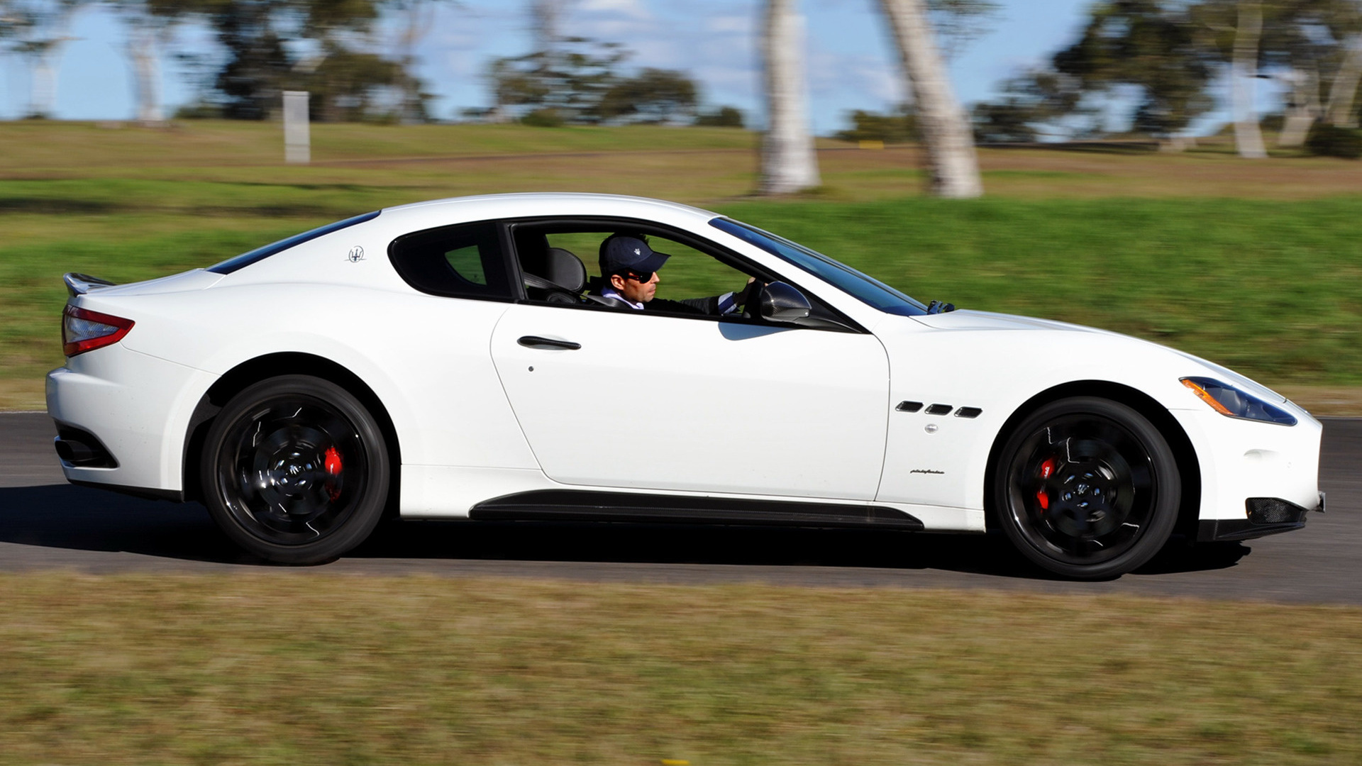 2009 Maserati GranTurismo S MC Sport Line