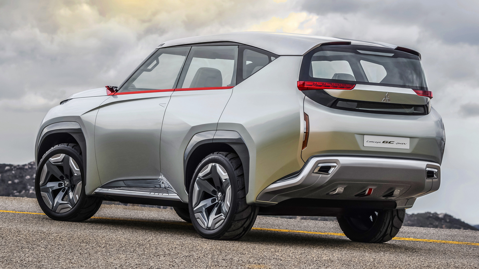 Новый mitsubishi pajero. Новый Мицубиси Паджеро 2022. Mitsubishi Concept GC PHEV. Новый Мицубиси Паджеро 2023 года. Паджеро PHEV.