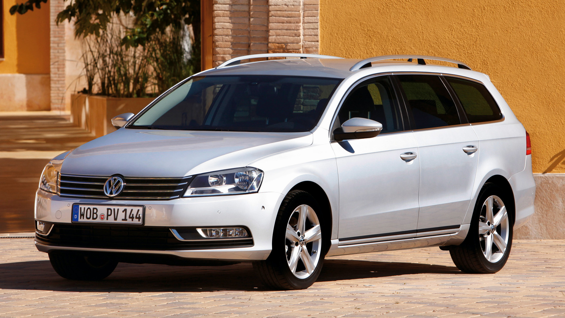 VW Passat Wagon 2010. Passat 365. Passat variant 2.0 АКПП. Дизельный Пассат.