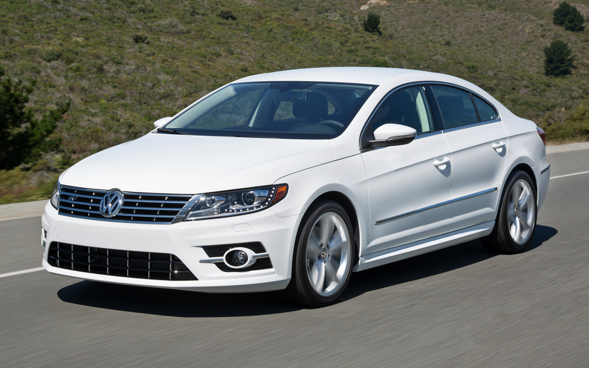 Купить volkswagen cc. VW Passat cc 2013. Пассат СС 2013. Фольксваген Пассат СС 2014. Фольксваген СС 2013.