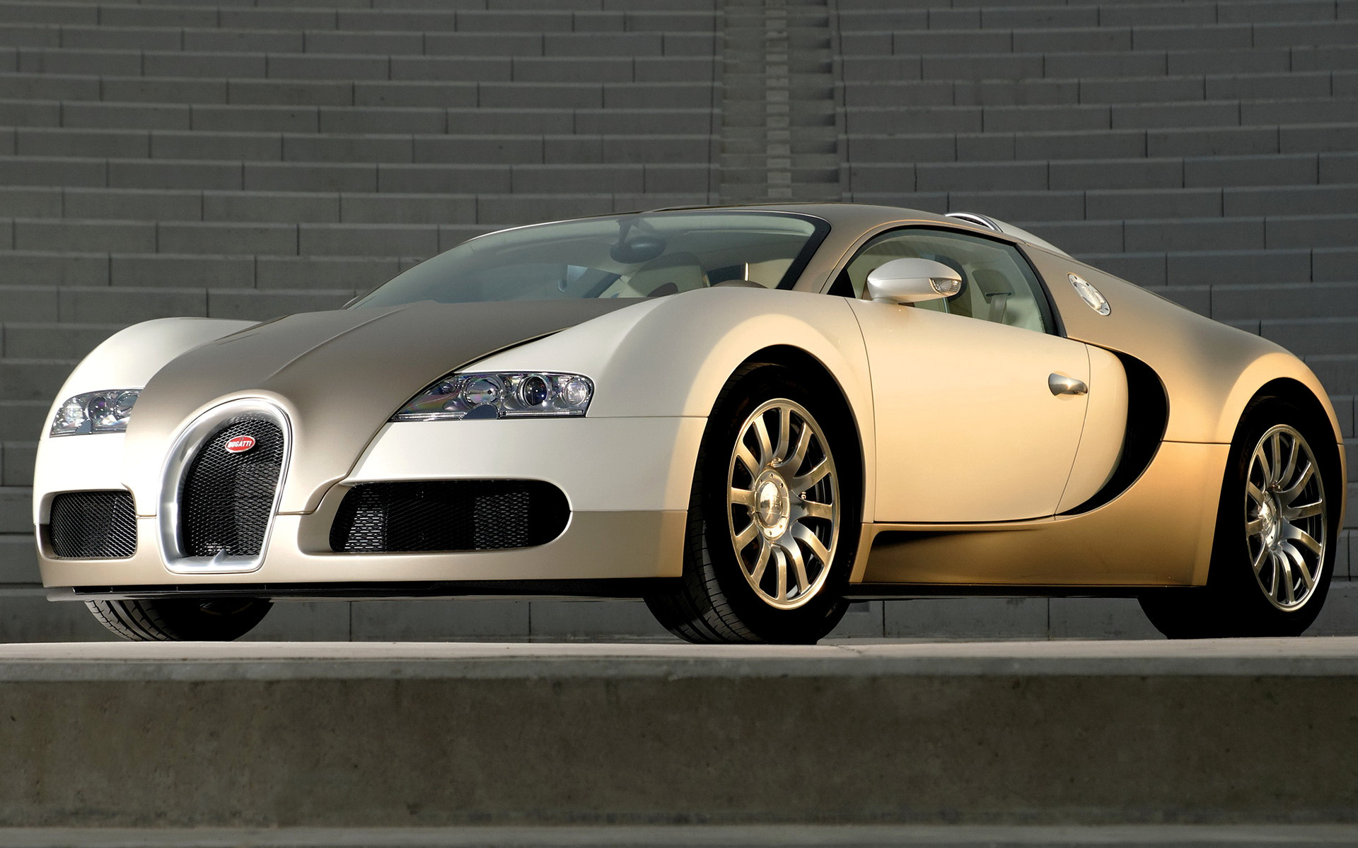 2009 Bugatti Veyron Gold Edition - Wallpapers and HD Images | Car Pixel