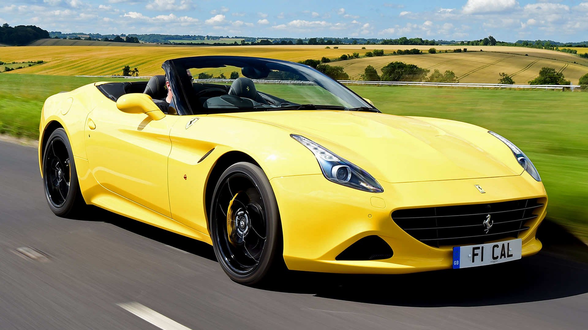 2016 Ferrari California T HS