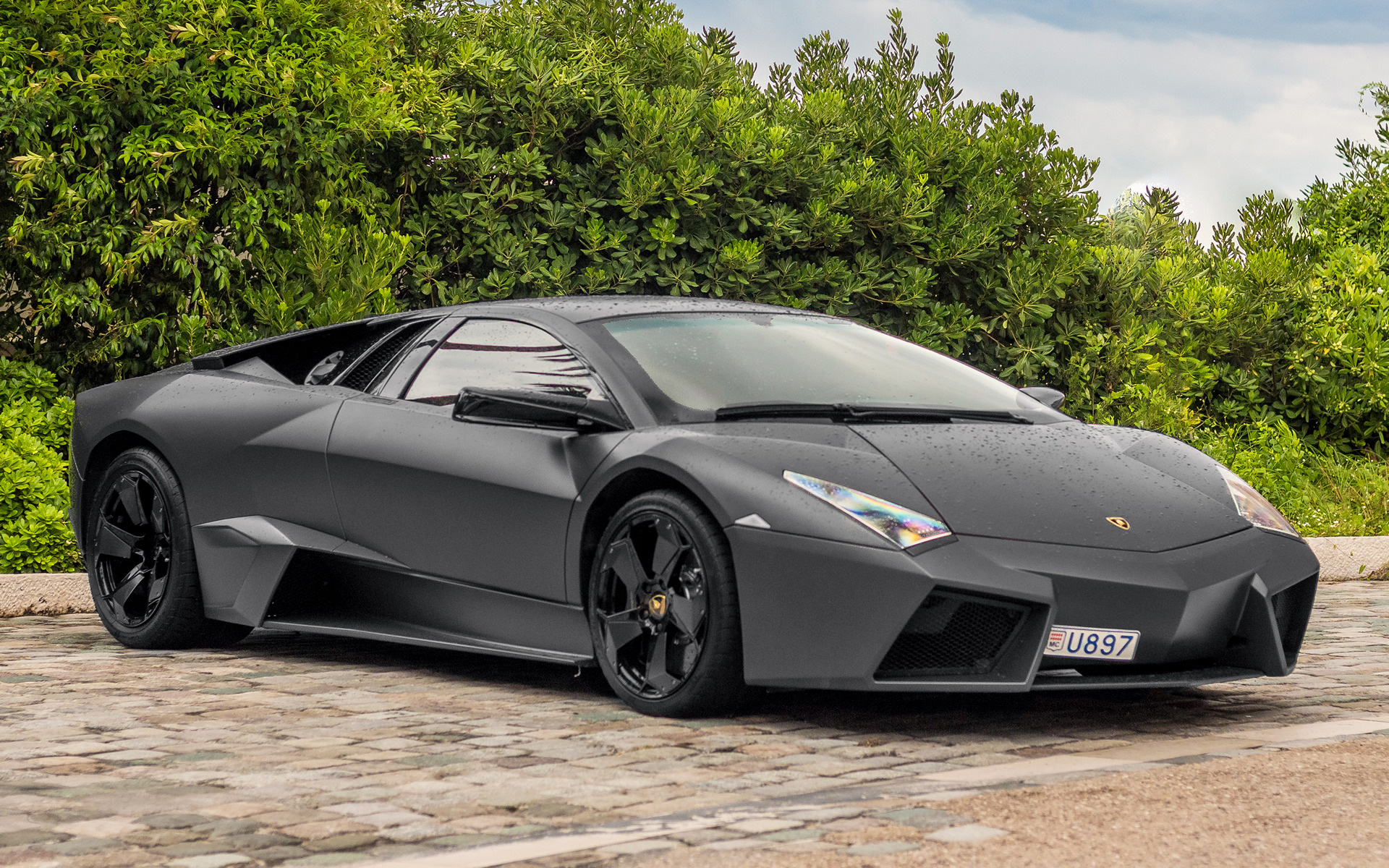 Reventon lamborghini Lamborghini Reventon: