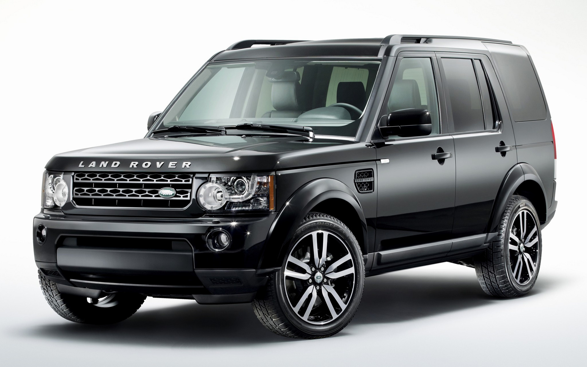 Продажа дискавери. Ленд Ровер Дискавери 2009. Рендж Ровер Дискавери 4. Land Rover Discovery 4.4. Land Rover Discovery 4 2009.