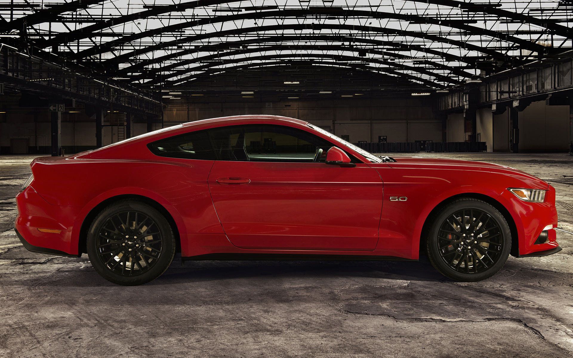 Ford Mustang (2015) цена и характеристики, фотографии...