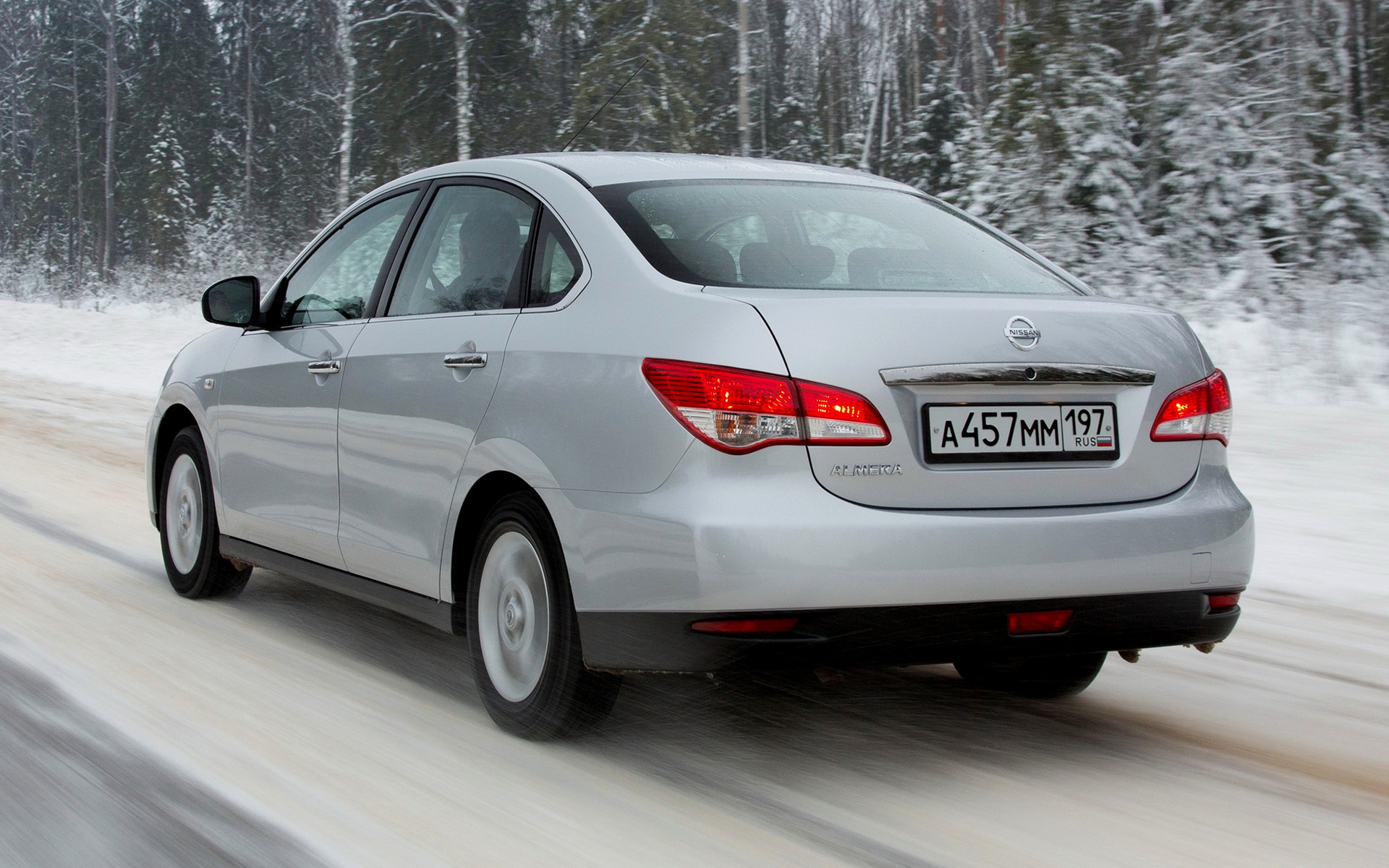 Nissan Almera 2012