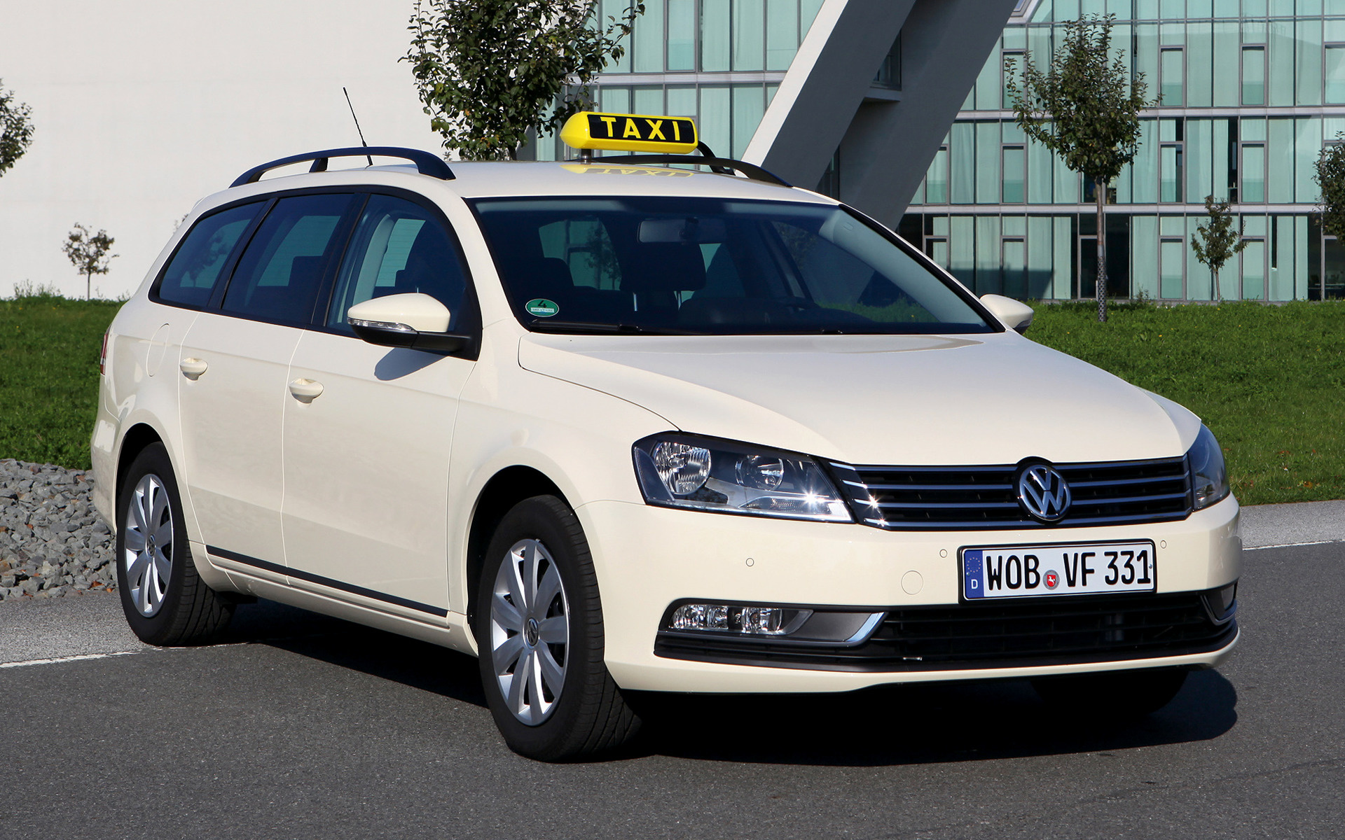 2010 Volkswagen Passat Variant Taxi - Skrivbordsbakgrund #44821.
