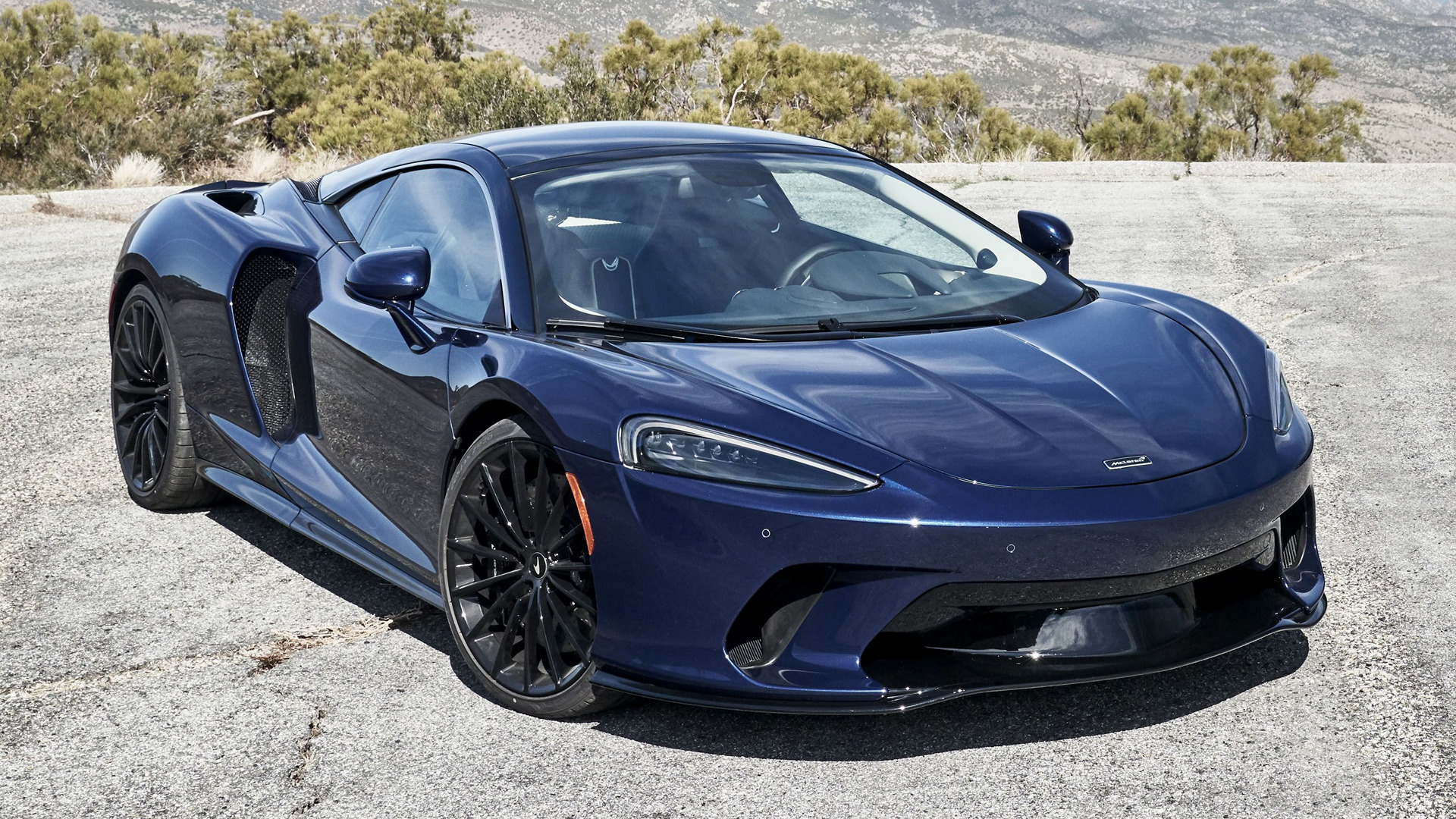 2020 McLaren GT