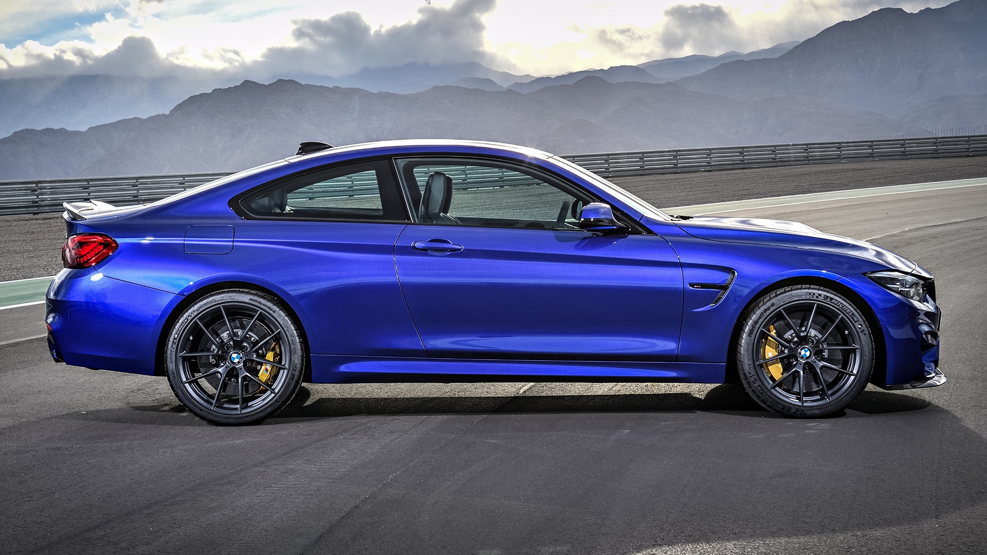 2017 BMW M4 CS Coupe - Wallpapers and HD Images | Car Pixel