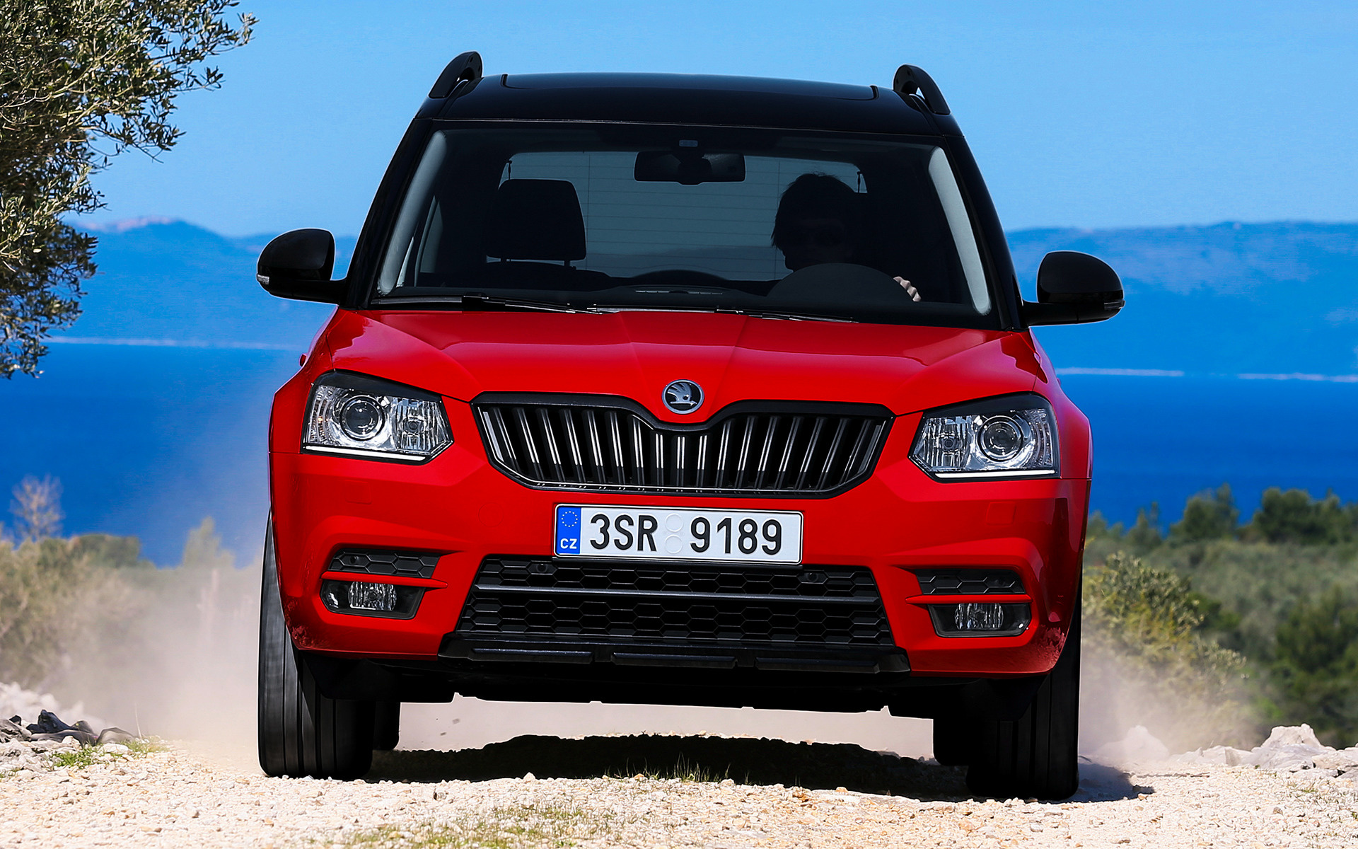 File:Skoda-Yeti-exterior-front.jpg - Wikimedia Commons