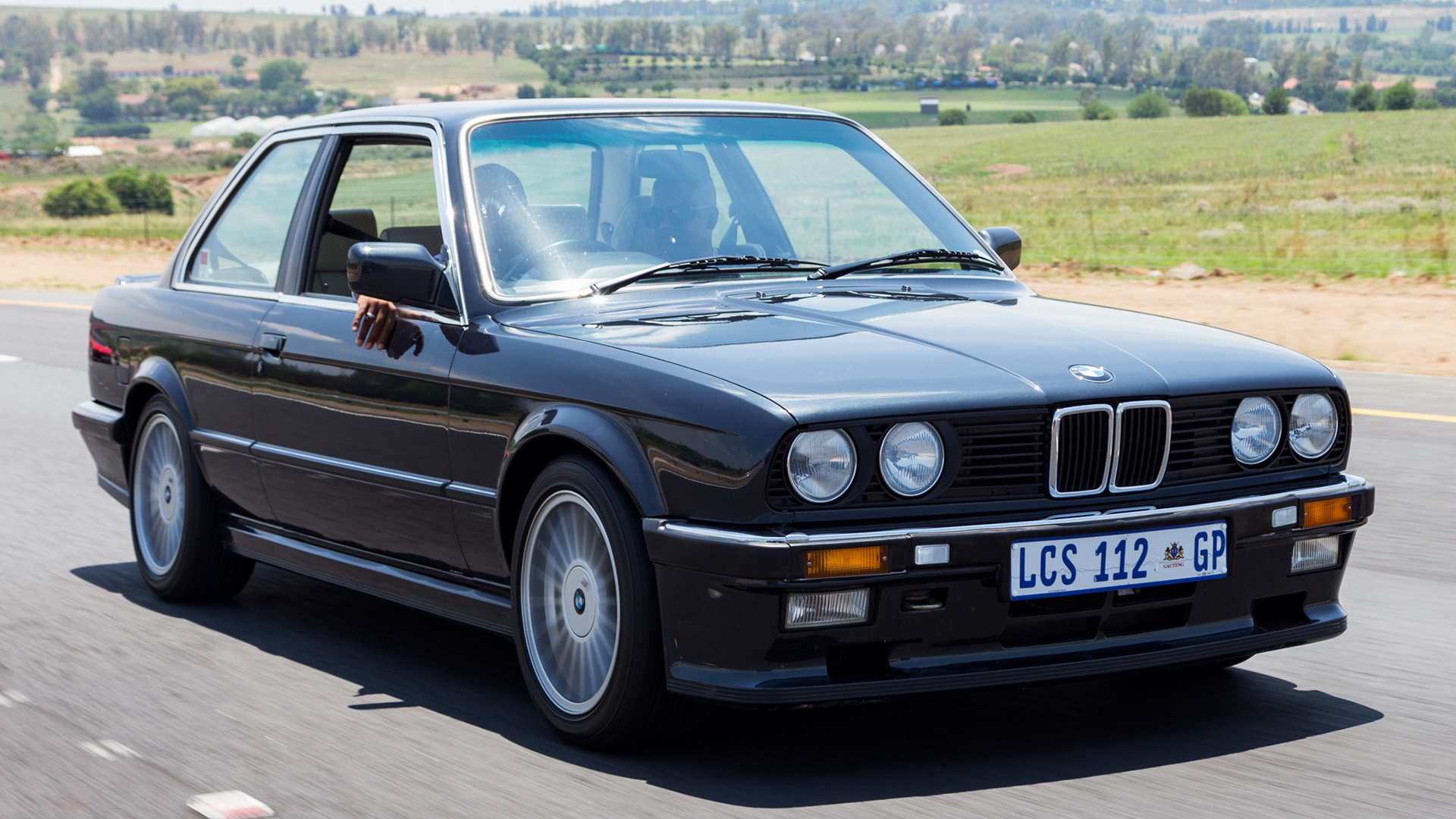 1985 BMW 3 Series MTechnic [2door] (ZA) Wallpapers and