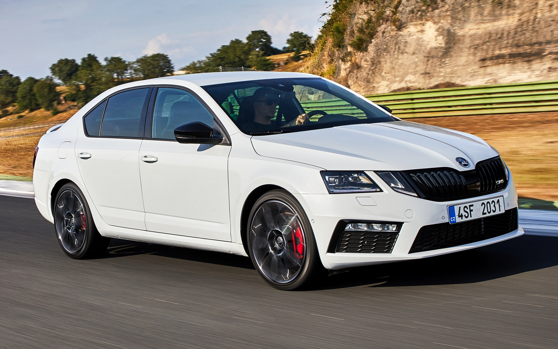 Skoda octavia rs цена. Skoda Octavia RS 245. Škoda Octavia RS a7. Skoda Octavia RS 2017.