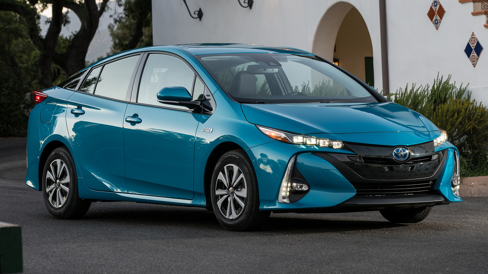 2017 Toyota Prius Prime Plug-in Hybrid (US) - Wallpapers and HD Images