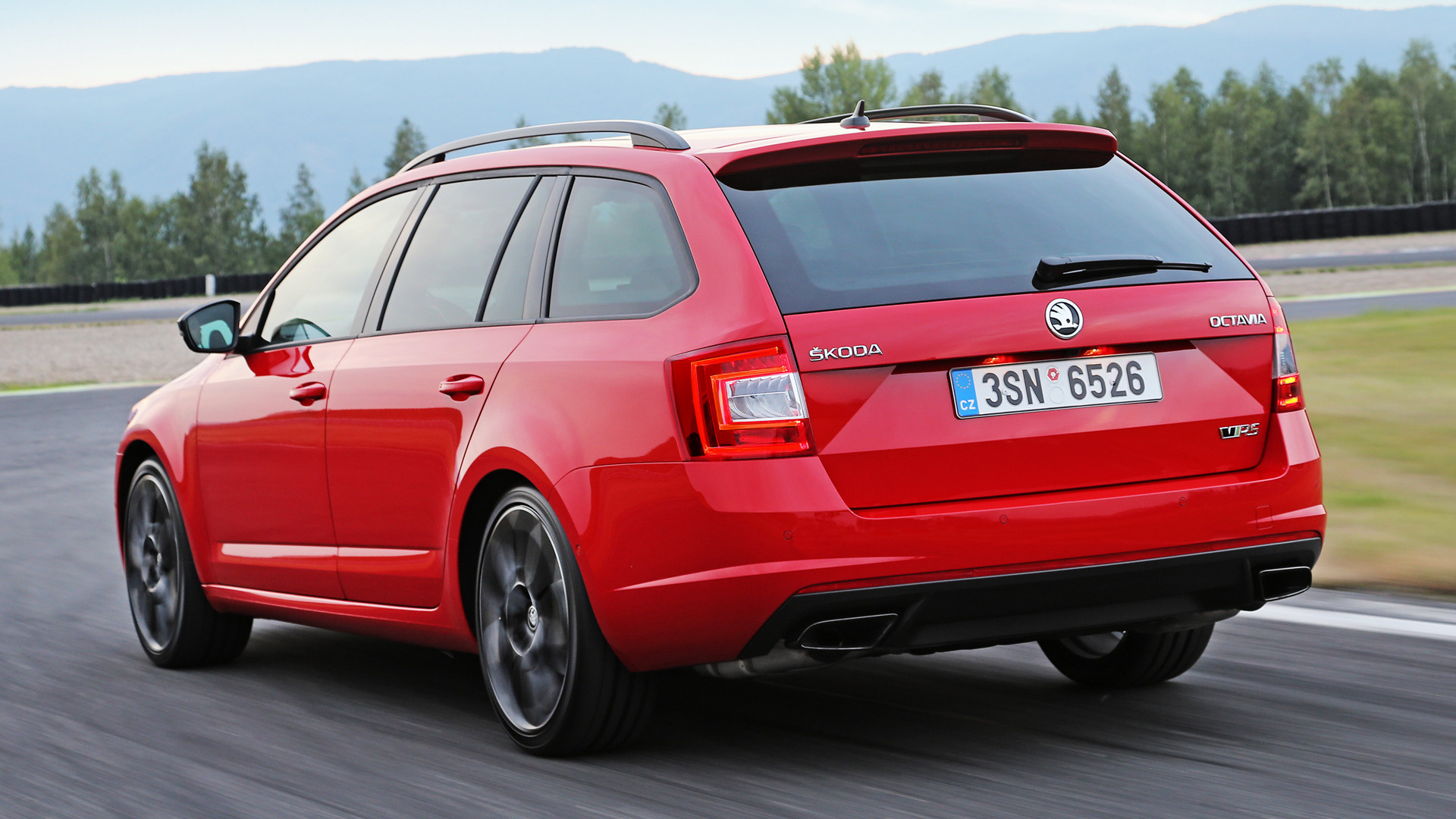 2015 Skoda Octavia RS 230