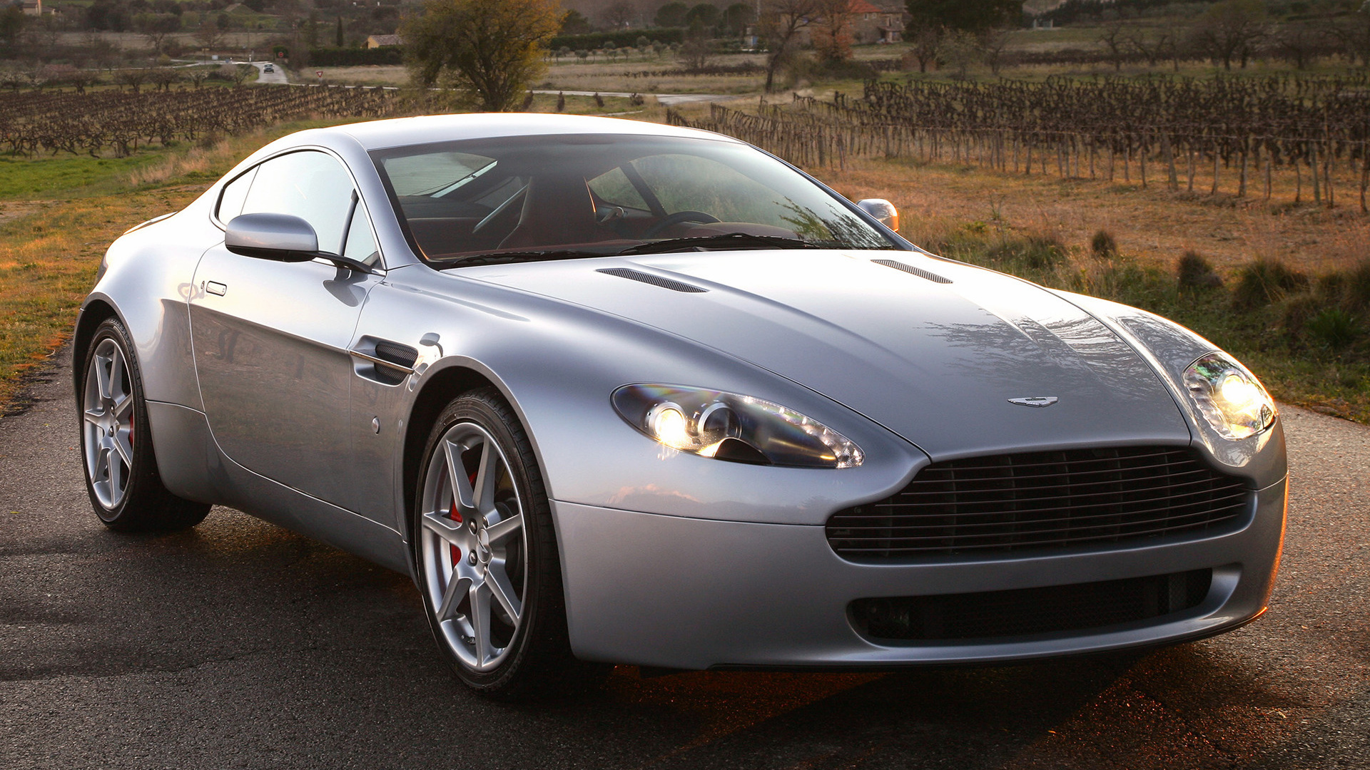 2005 Aston Martin V8 Vantage - Wallpapers and HD Images | Car Pixel