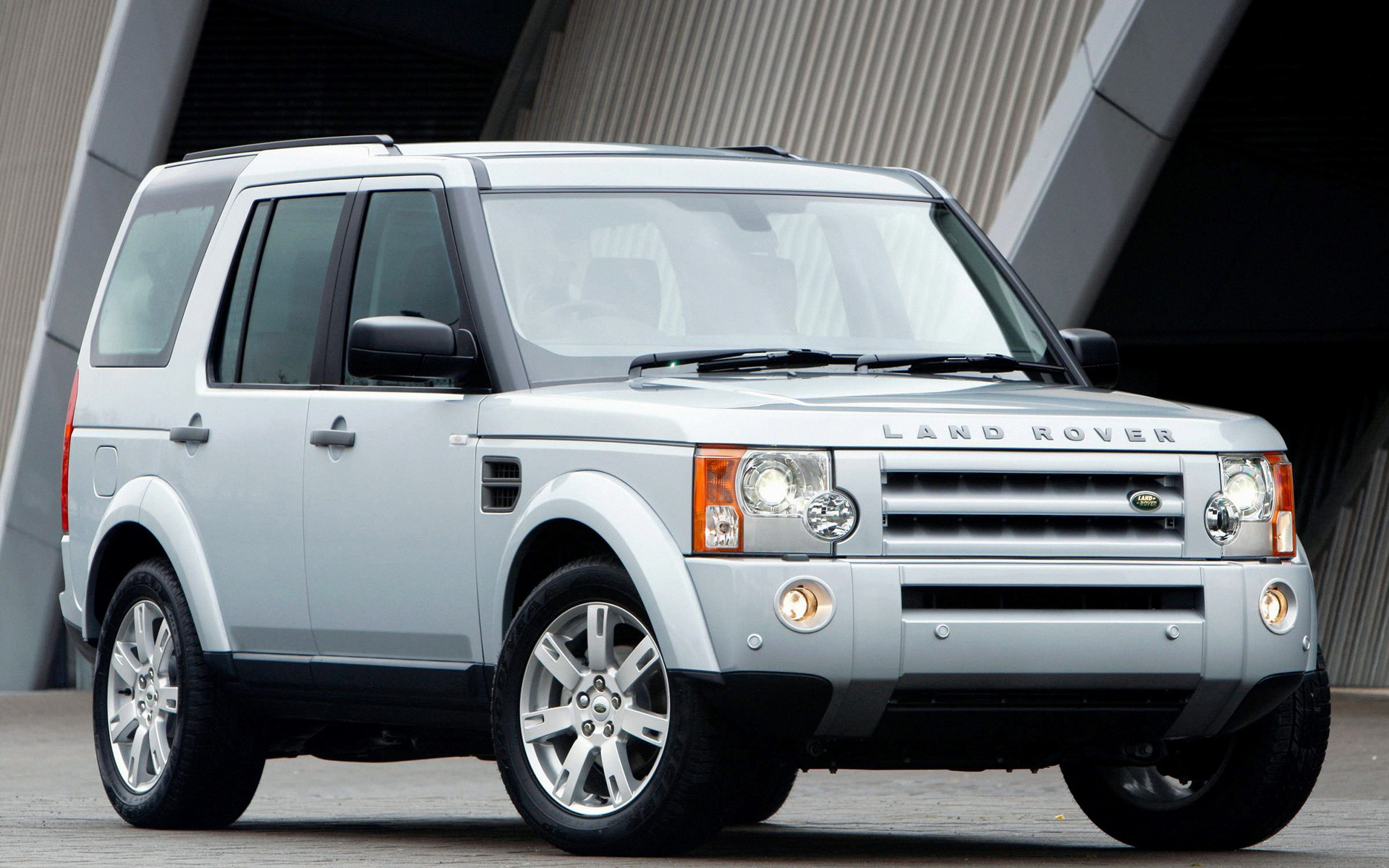 2008 Land Rover Discovery 3 HSE (UK) Wallpapers and HD