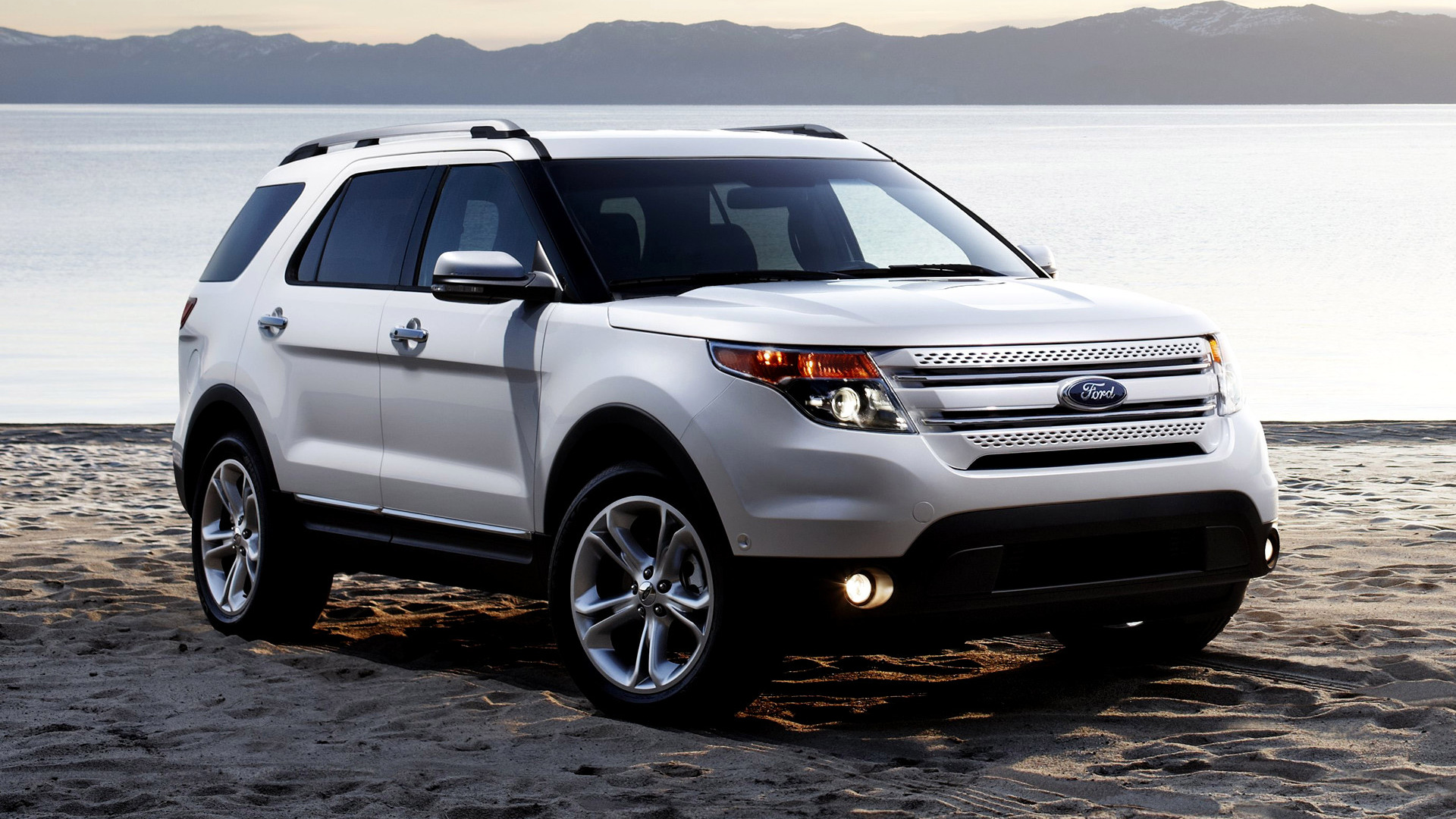 2010 Ford Explorer - Wallpapers and HD Images | Car Pixel