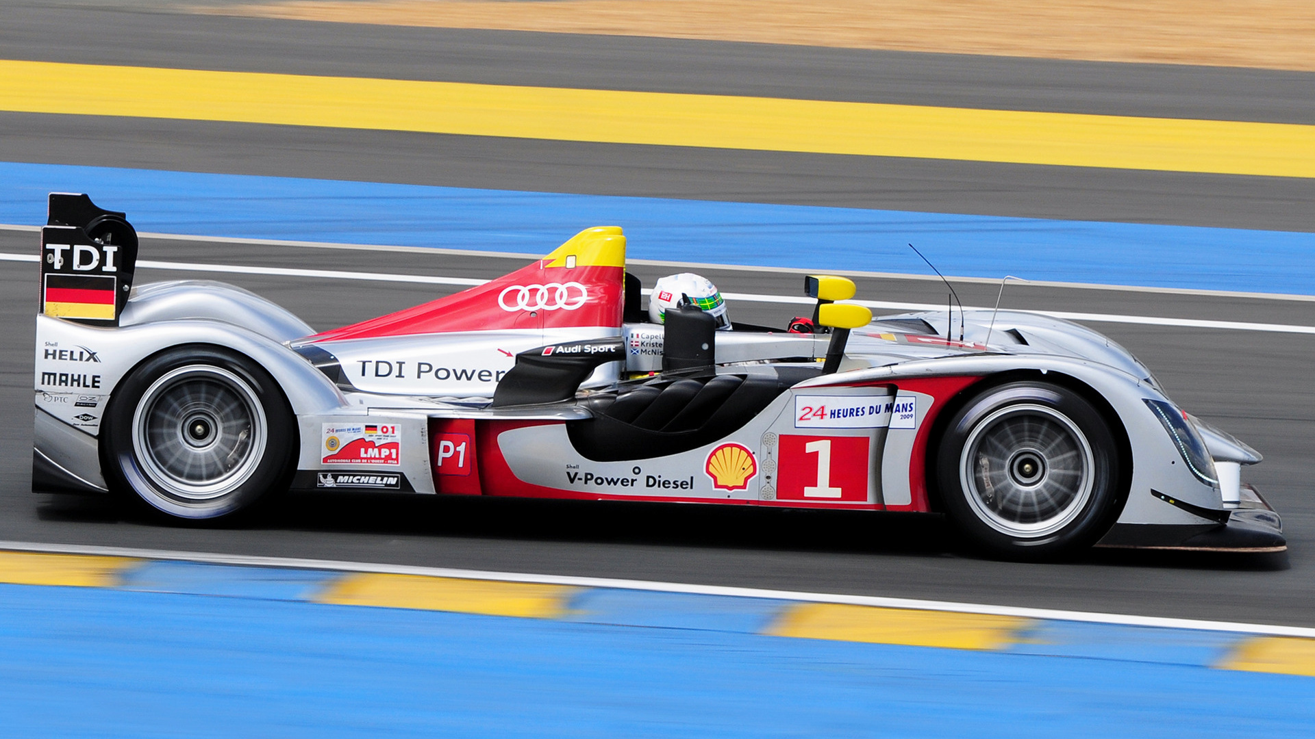 The 2009 Audi R15 TDI: A Powerful And Efficient Sports Car