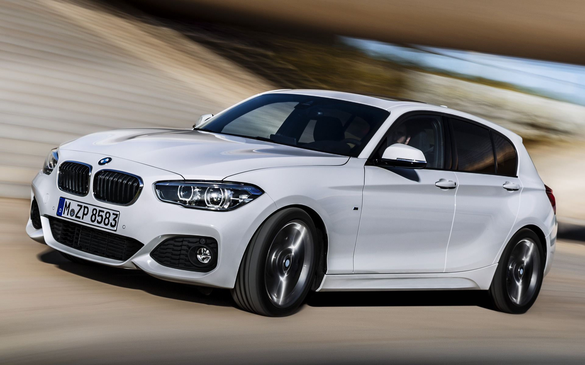 2015 BMW 1 Series M Sport [5-door] - Wallpapers and HD Images | Car Pixel