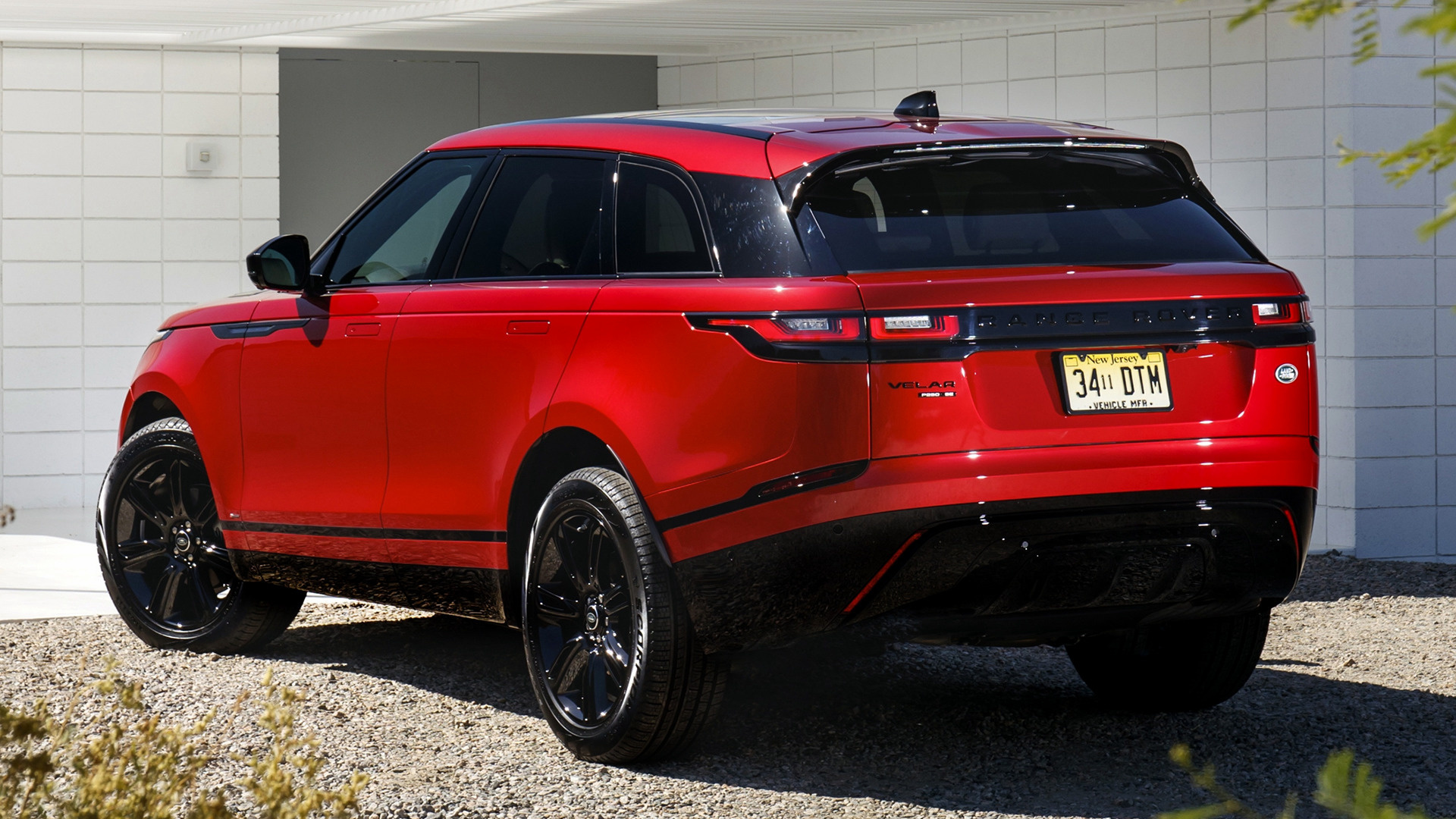 2018 Range Rover Velar R-Dynamic Black Pack (US) - Wallpapers and HD