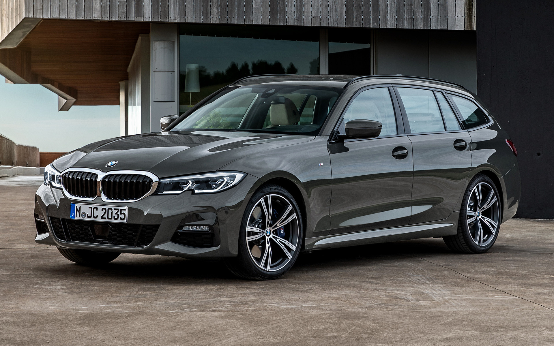 2019 BMW 3 Series Touring M Sport - Wallpapers and HD Images | Car Pixel